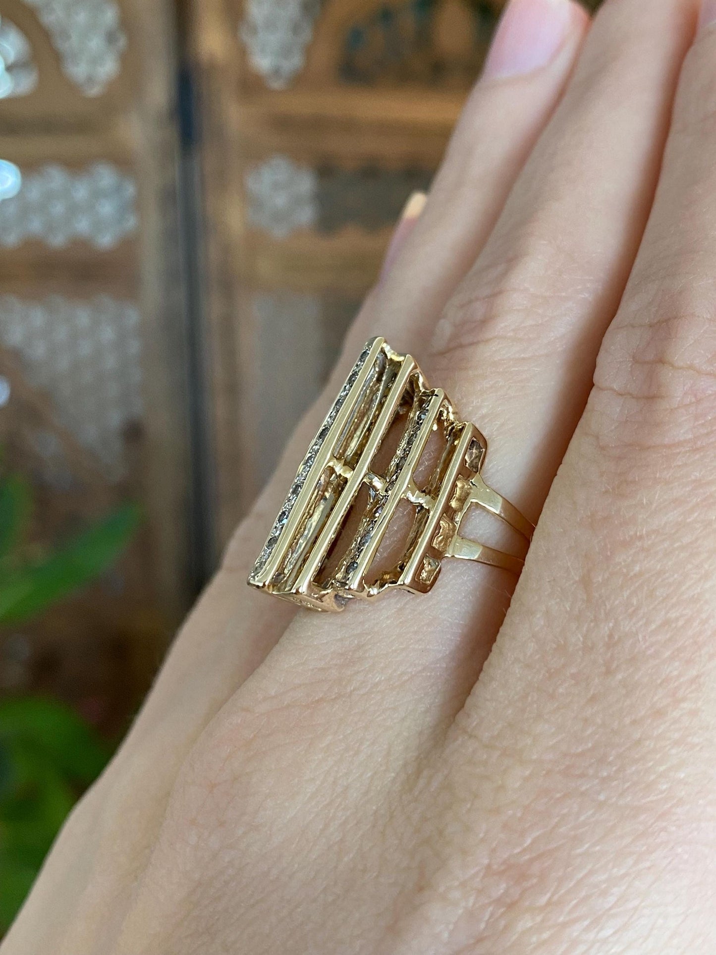 Vintage Solid 14k Yellow Gold Diamond Slatted Stepped Art Deco Style Ring - Size 6.5