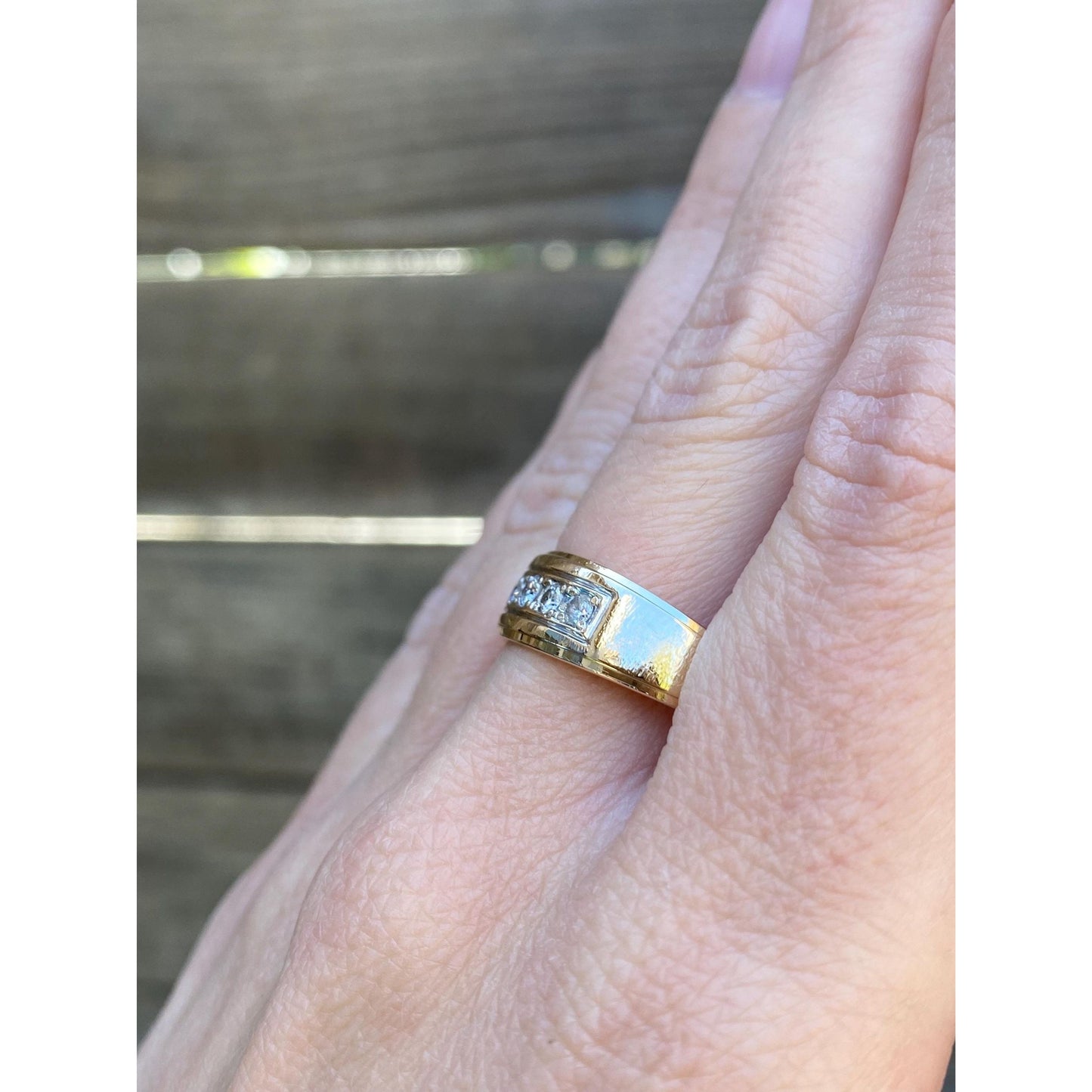 Vintage Solid 14k Yellow Gold Diamond Ring Band - Size 10