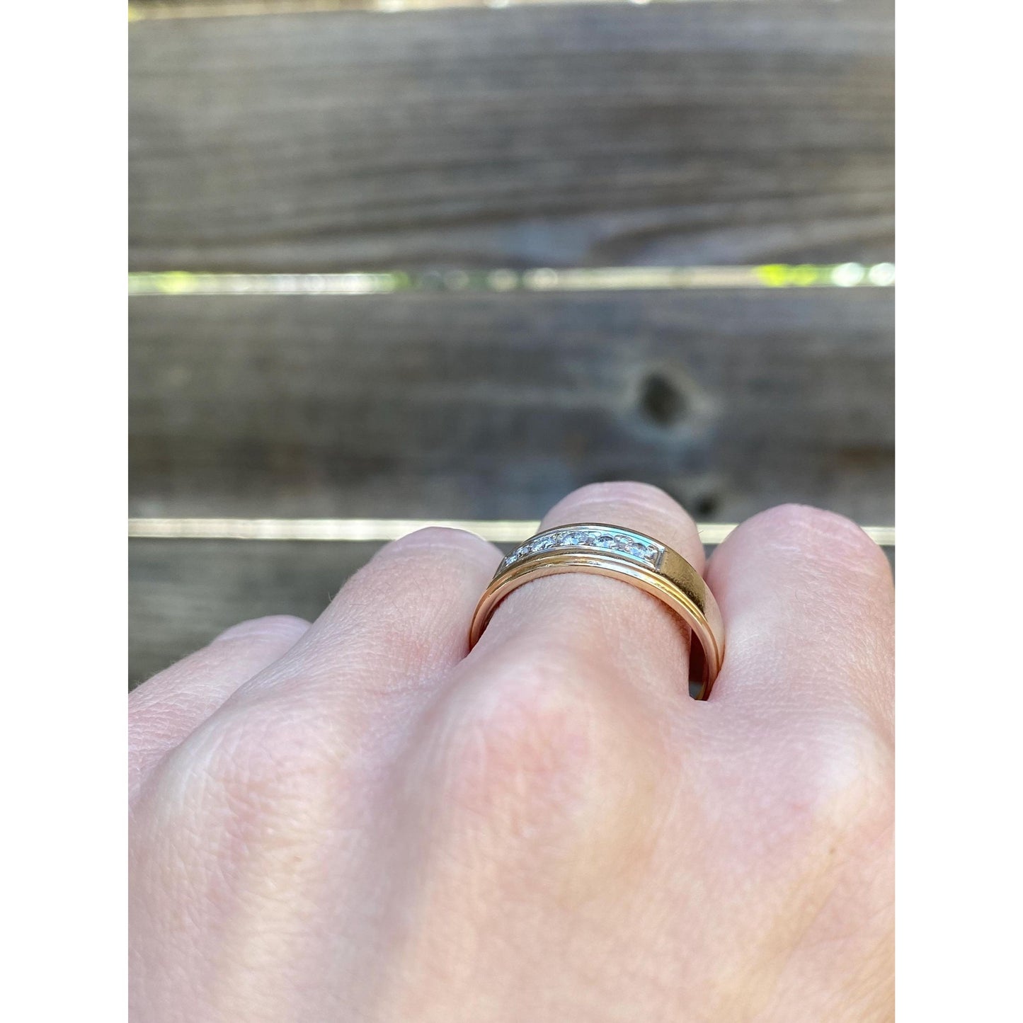 Vintage Solid 14k Yellow Gold Diamond Ring Band - Size 10