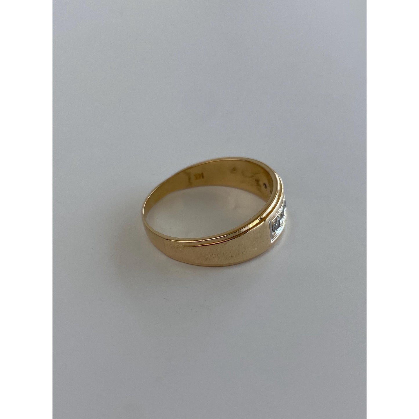 Vintage Solid 14k Yellow Gold Diamond Ring Band - Size 10