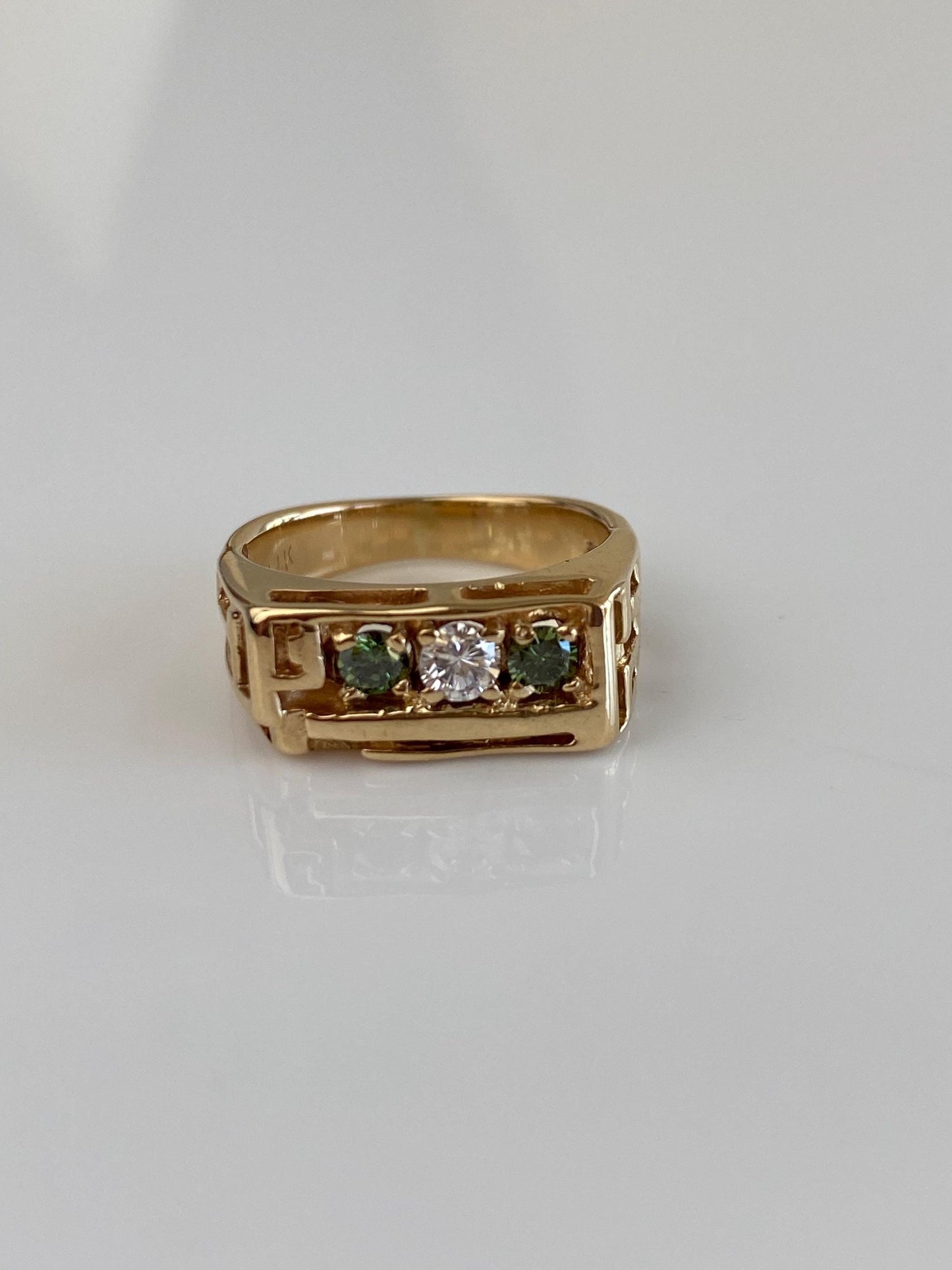 Vintage Solid 14k Yellow Gold Clear & Green Diamond Ring Band - Size 5.5