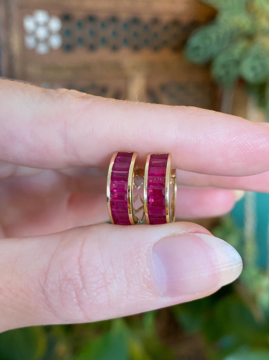 Vintage Solid 18k Yellow Gold Pink Sapphire Hoop Earrings