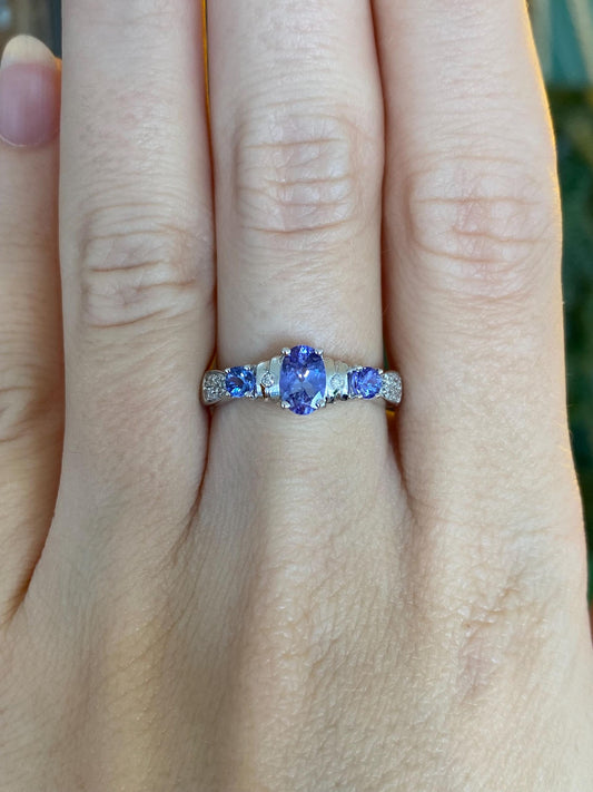 Solid 14k White Gold Diamond Tanzanite Ring - Size 7.75