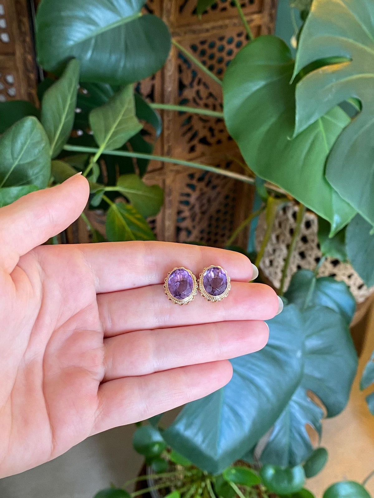 Vintage Solid 14k Yellow Gold Amethyst Drop Earrings