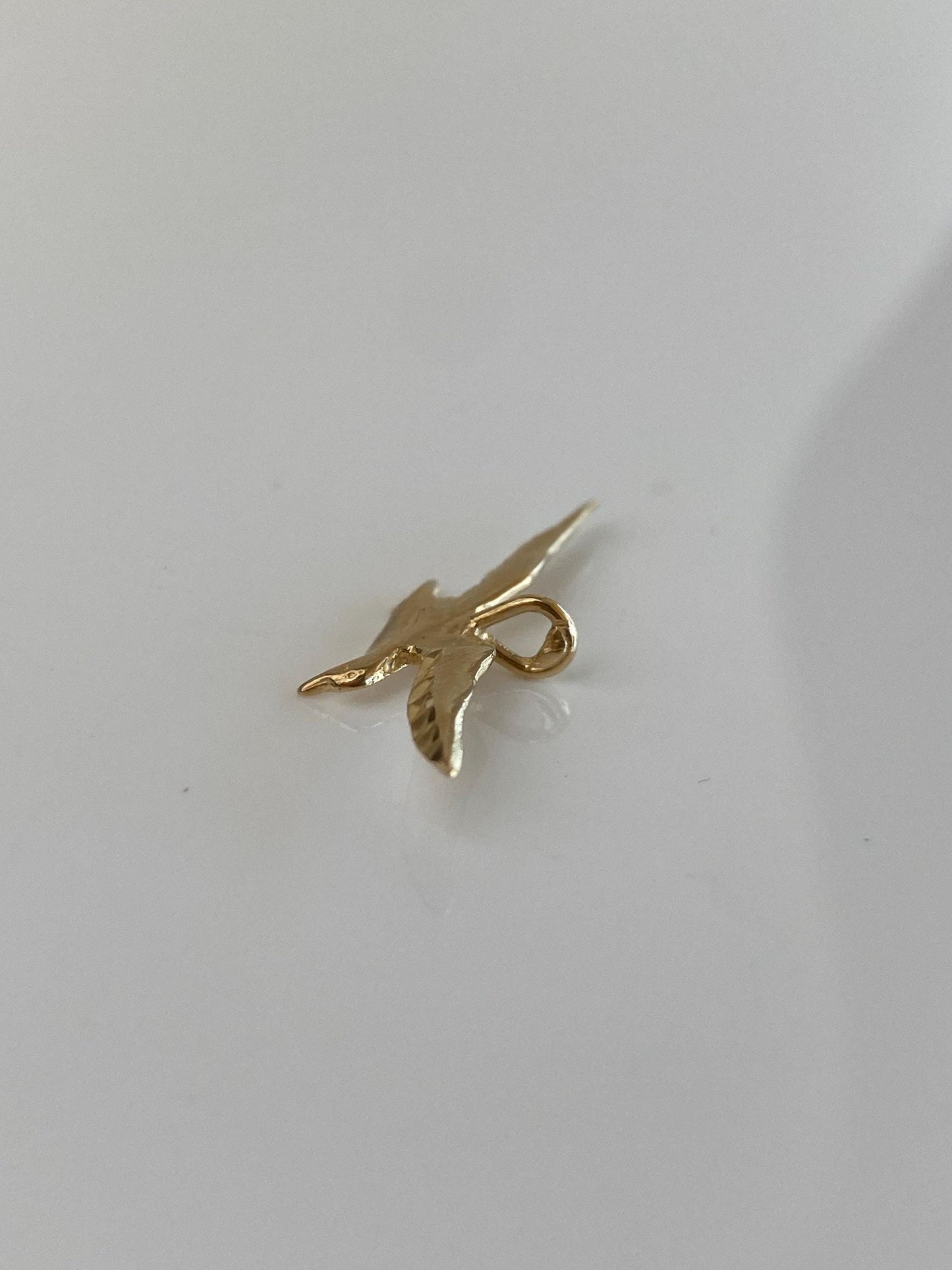 Vintage Solid 14k Yellow Gold Diamond Cut Bird Charm