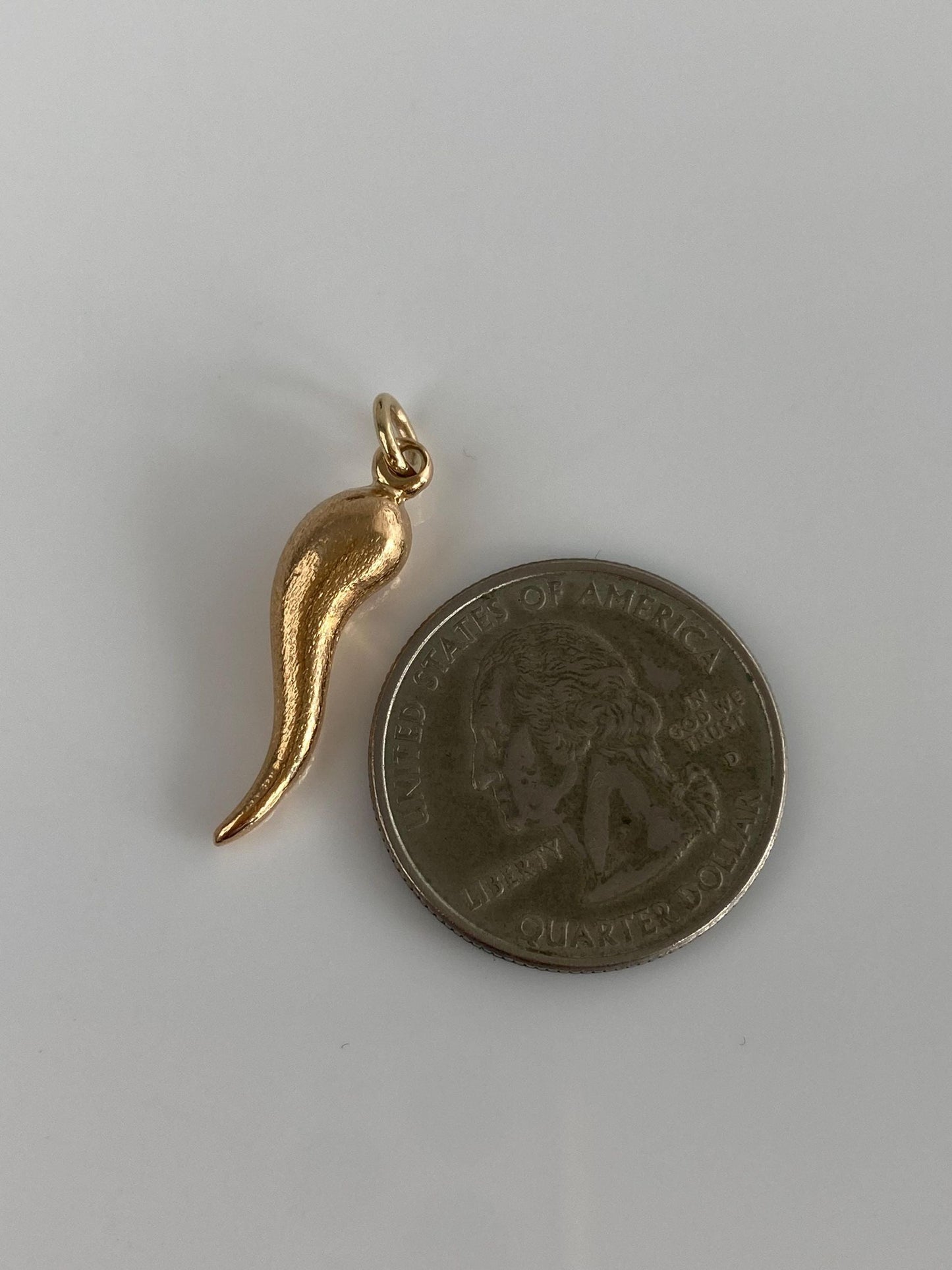 Vintage 18k Yellow Gold Textured Italian Horn Charm