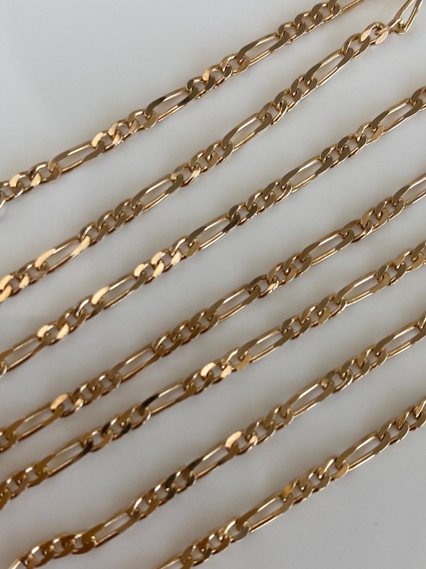 Vintage Solid 14k Yellow Gold Slim Figaro Chain Necklace - 20 inches
