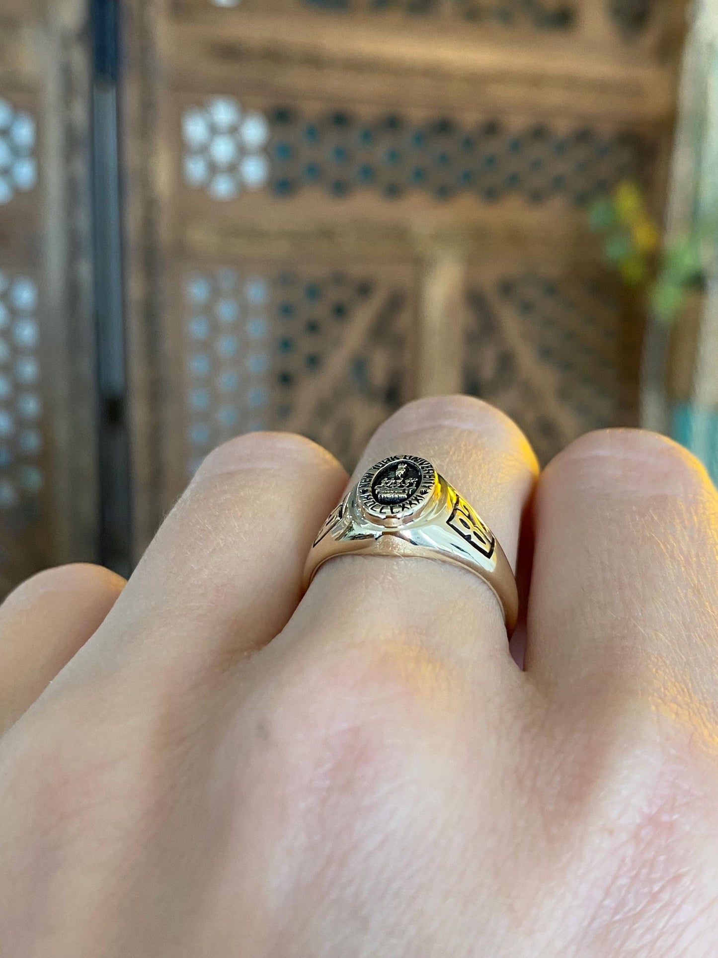 Vintage Solid 10k Yellow Gold 1982 NYU Class Ring - Size 6.25