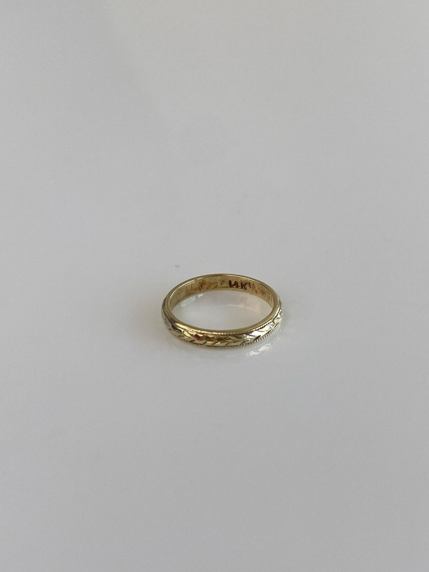 Vintage Solid 14k Yellow Gold Designed Baby Ring Band
