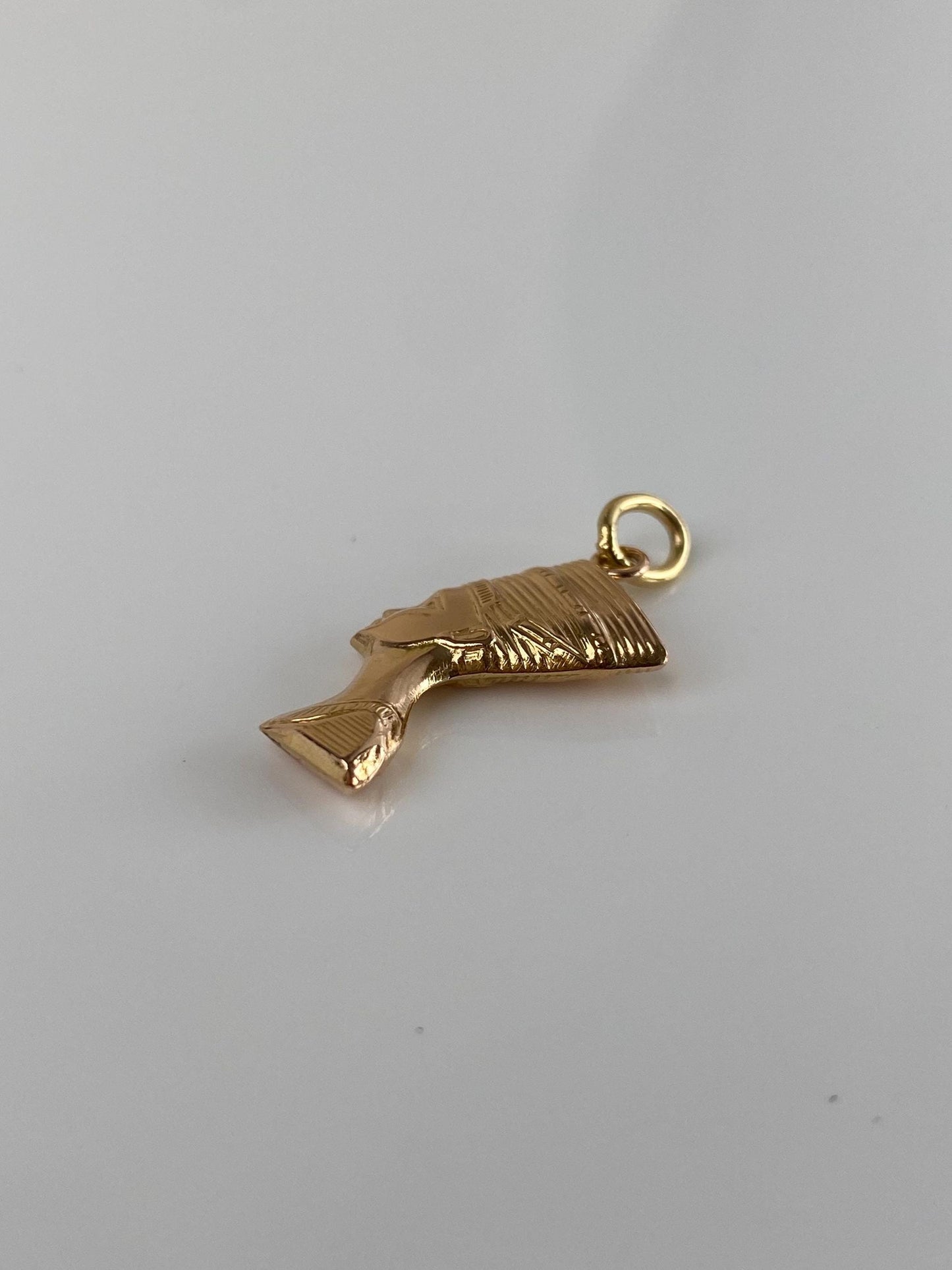 Vintage 18k Yellow Gold Nefertiti Charm