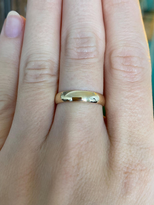 Vintage Solid 14k Yellow Gold Ring Band - Size 6.75