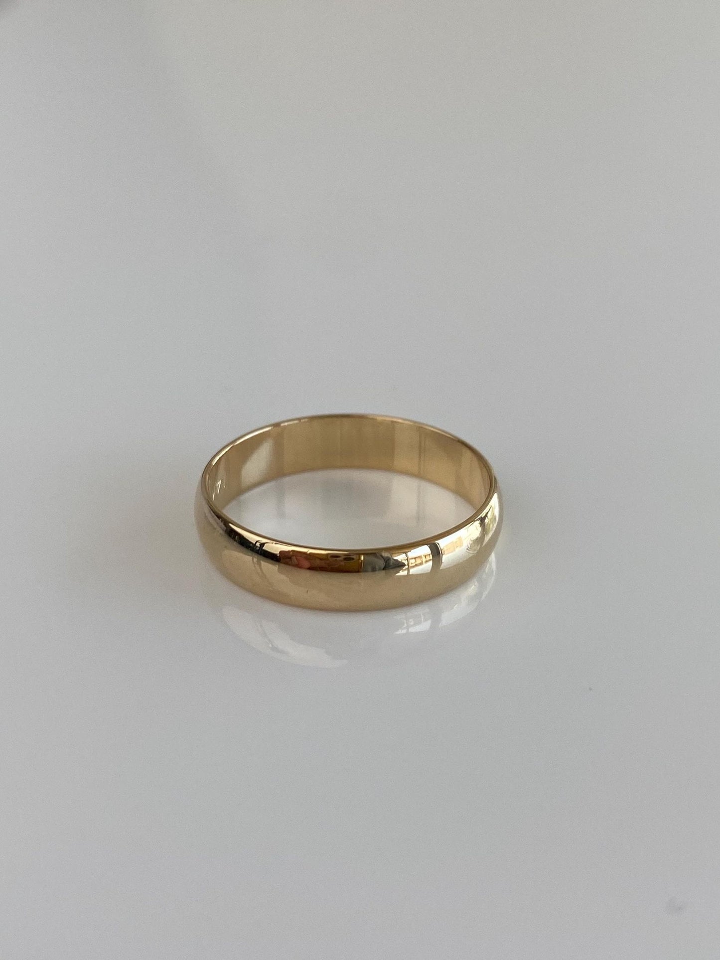 Vintage Solid 14k Yellow Gold Ring Band - Size 6.75