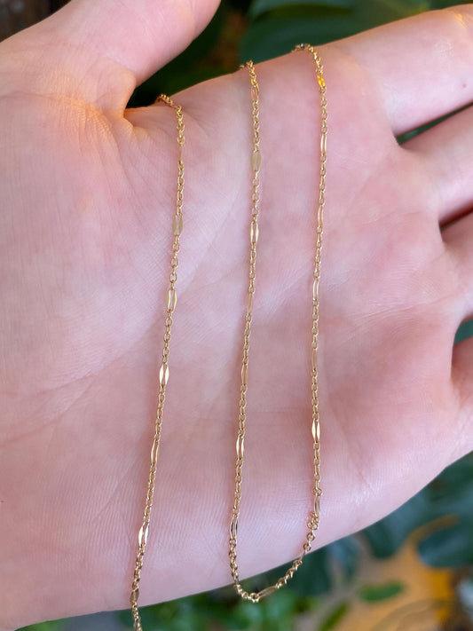 Vintage Solid 18k Yellow Gold Dainty Fancy Chain Necklace - 17.5 inches