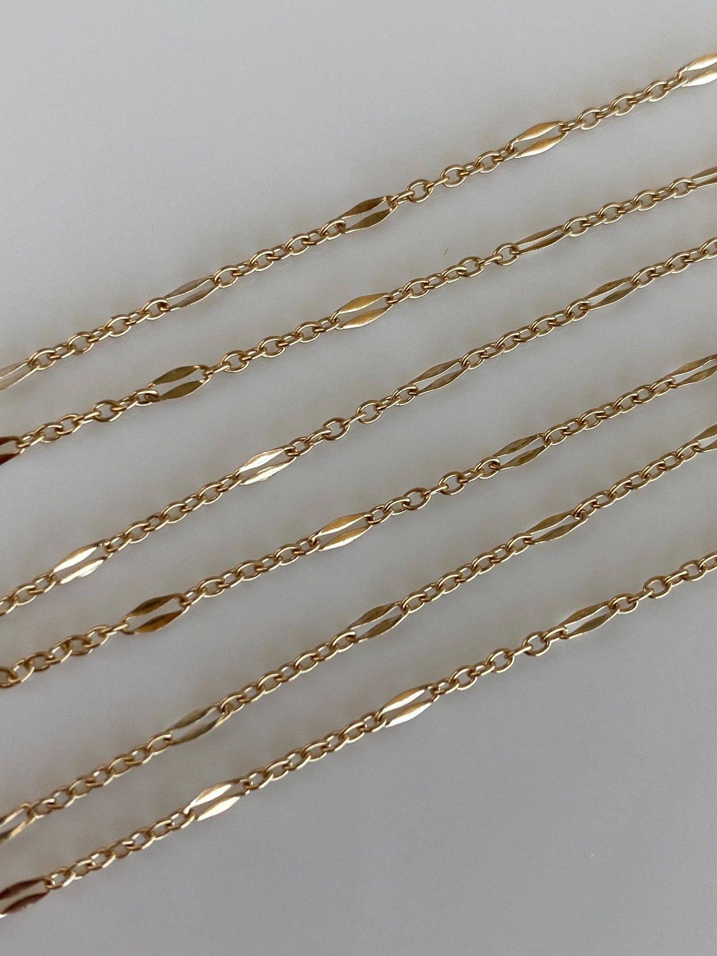 Vintage Solid 18k Yellow Gold Dainty Fancy Chain Necklace - 17.5 inches