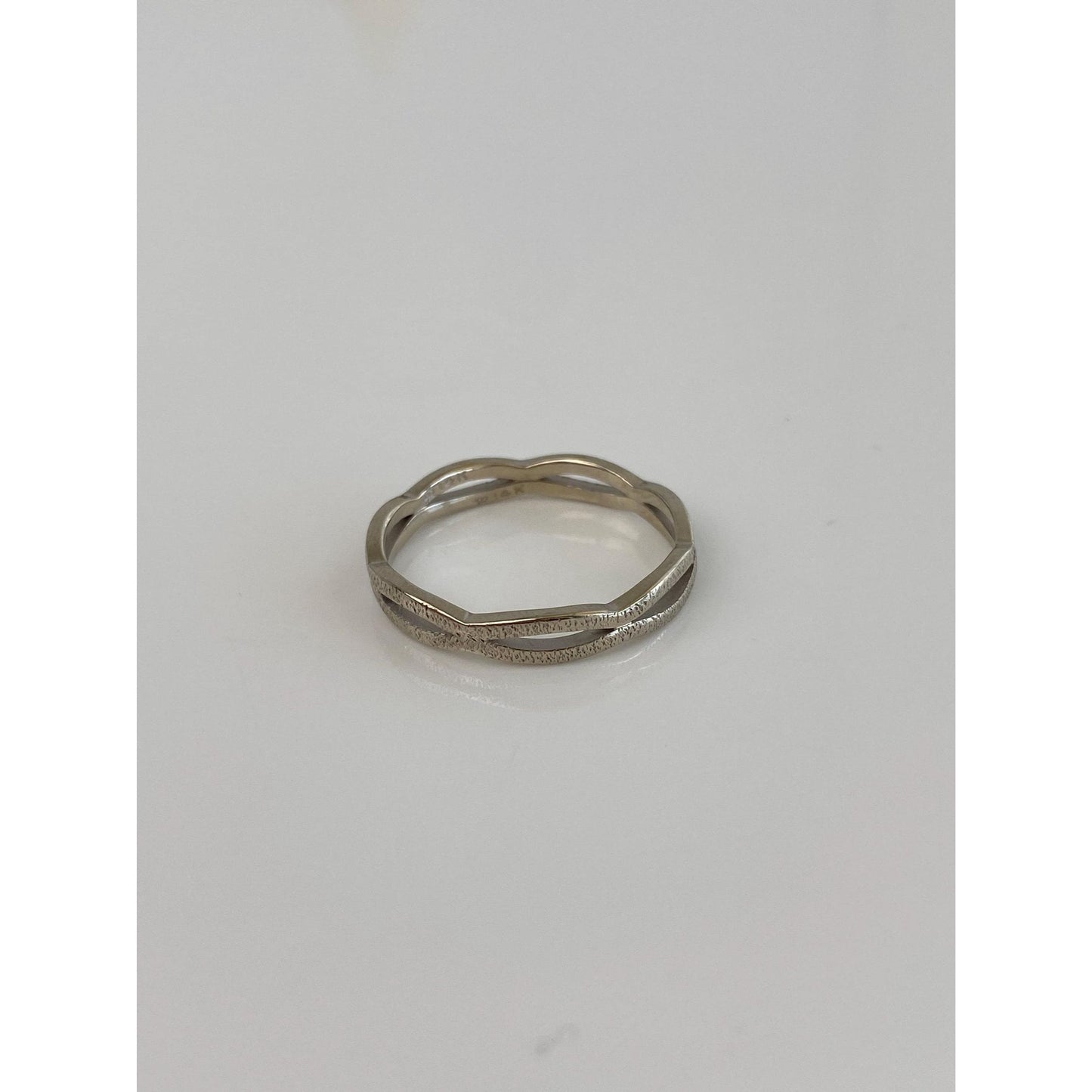 Vintage Solid 14k White Gold Twist Ring - Size 9.75