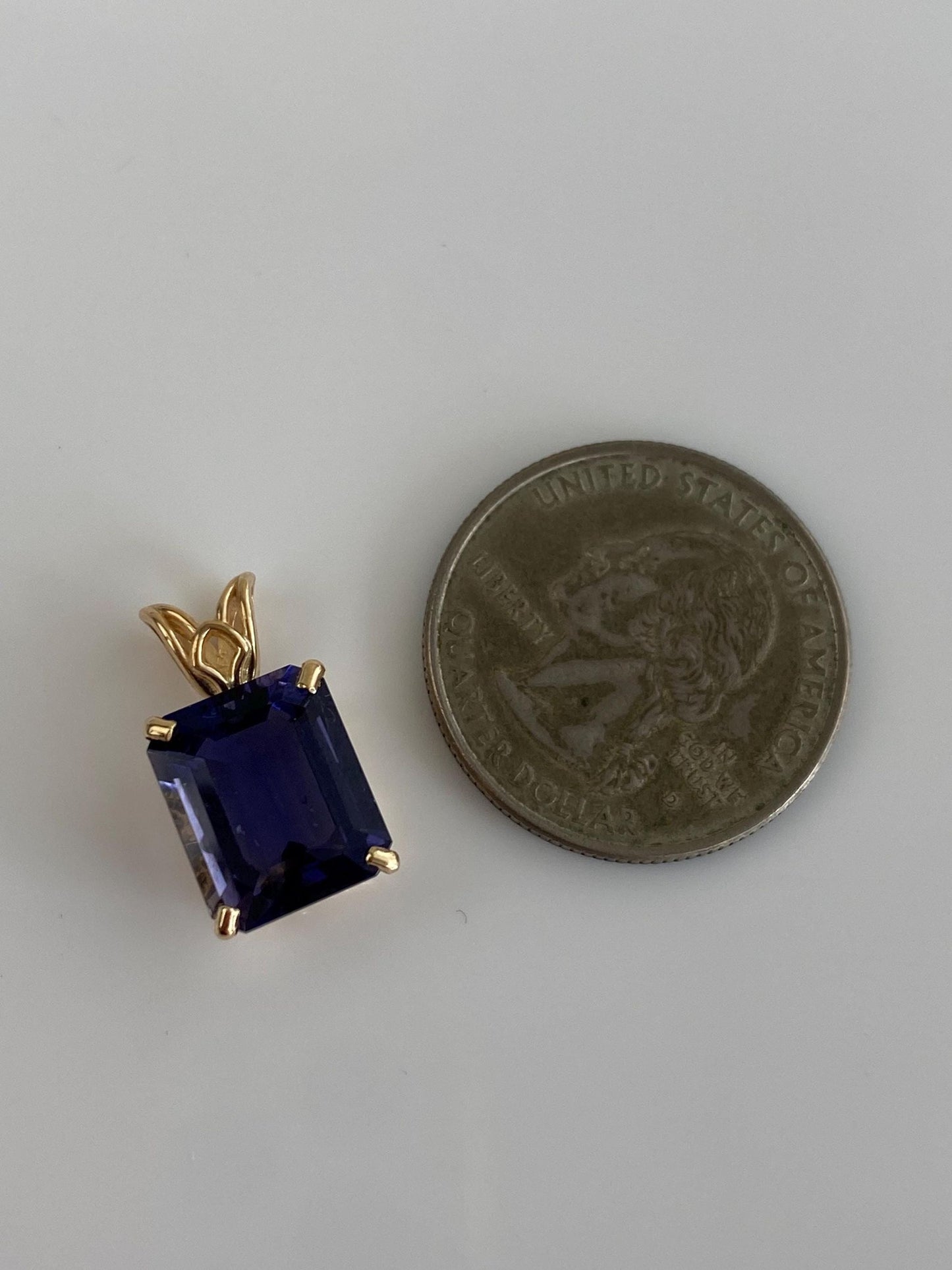 Vintage Solid 14k Yellow Gold Iolite Charm