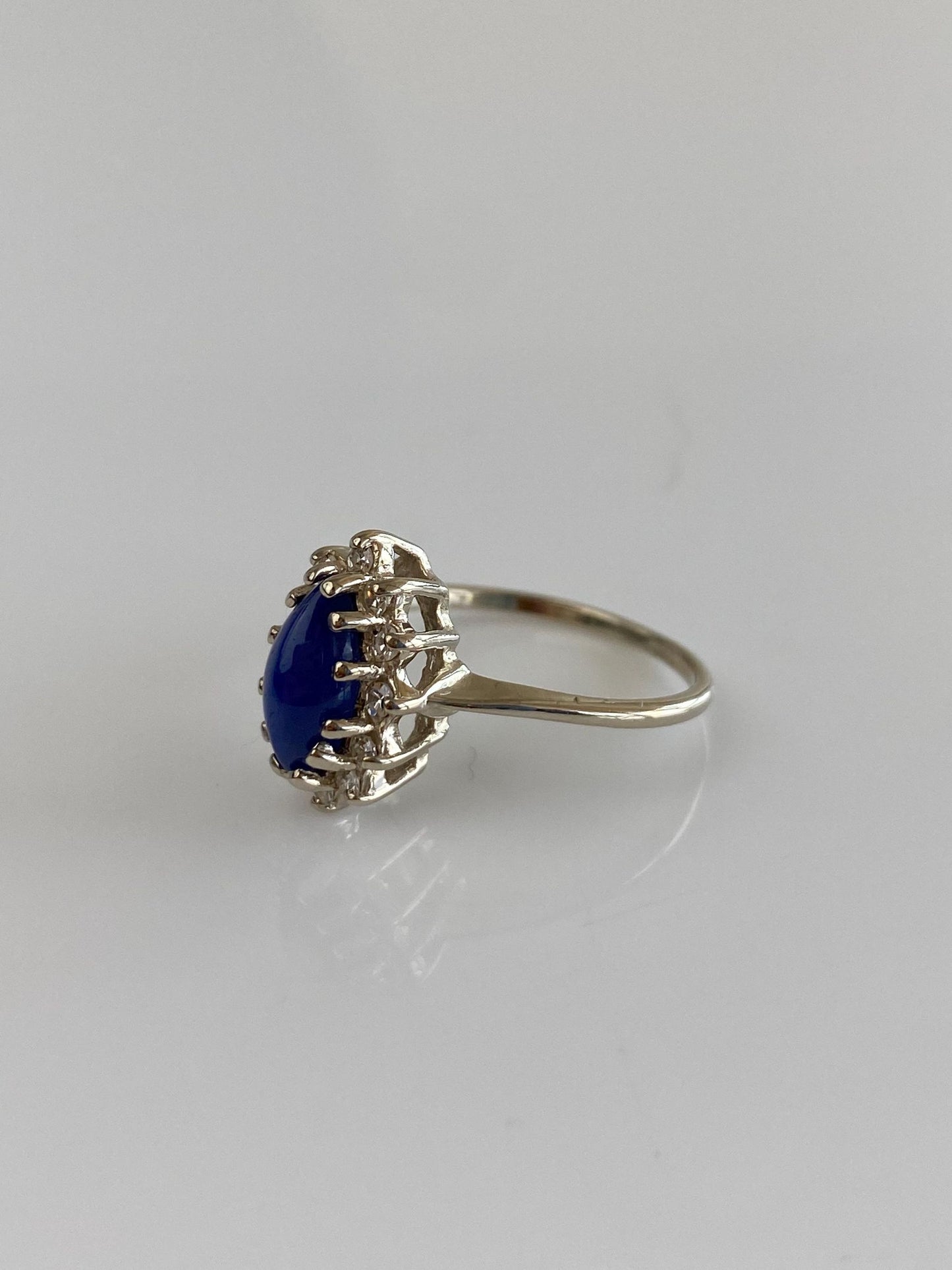 Vintage Solid 14k White Gold Clear Sapphire Halo Blue Star Sapphire Ring - Size 5.25