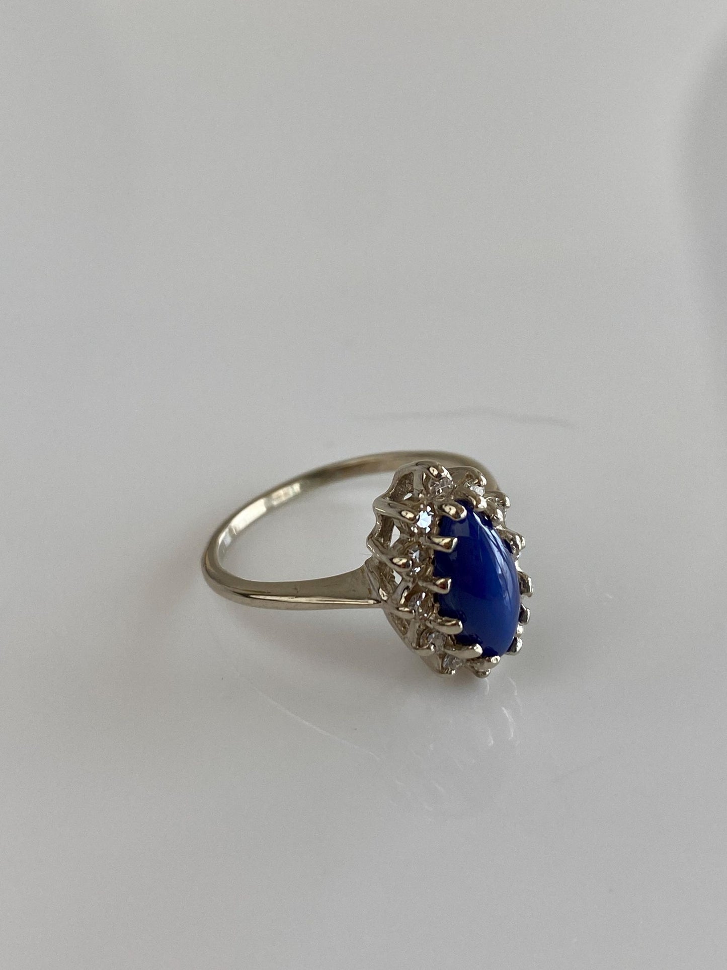 Vintage Solid 14k White Gold Clear Sapphire Halo Blue Star Sapphire Ring - Size 5.25