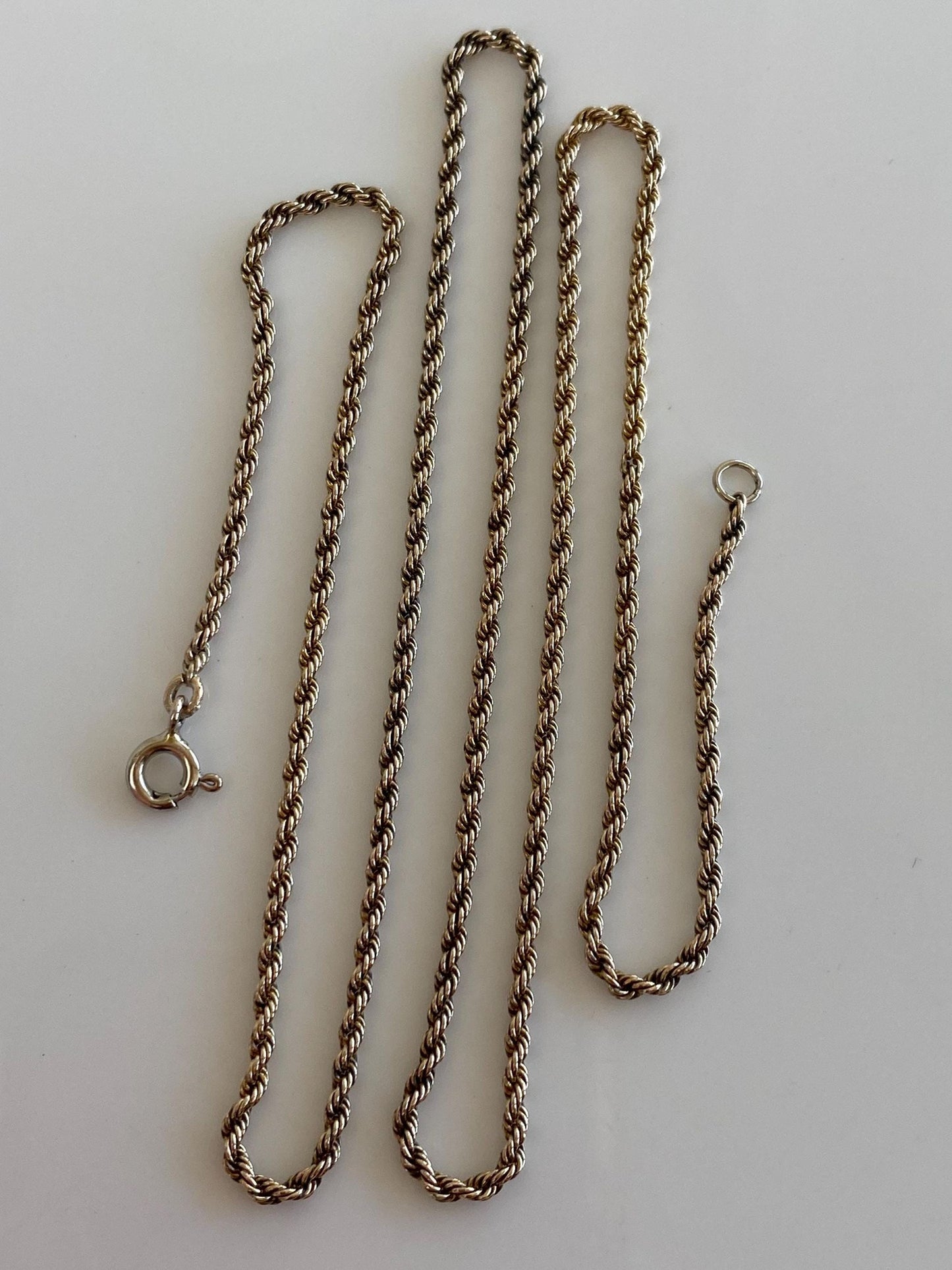 Vintage Solid 8k Yellow Gold Slim Rope Chain Necklace - 19.25 inches