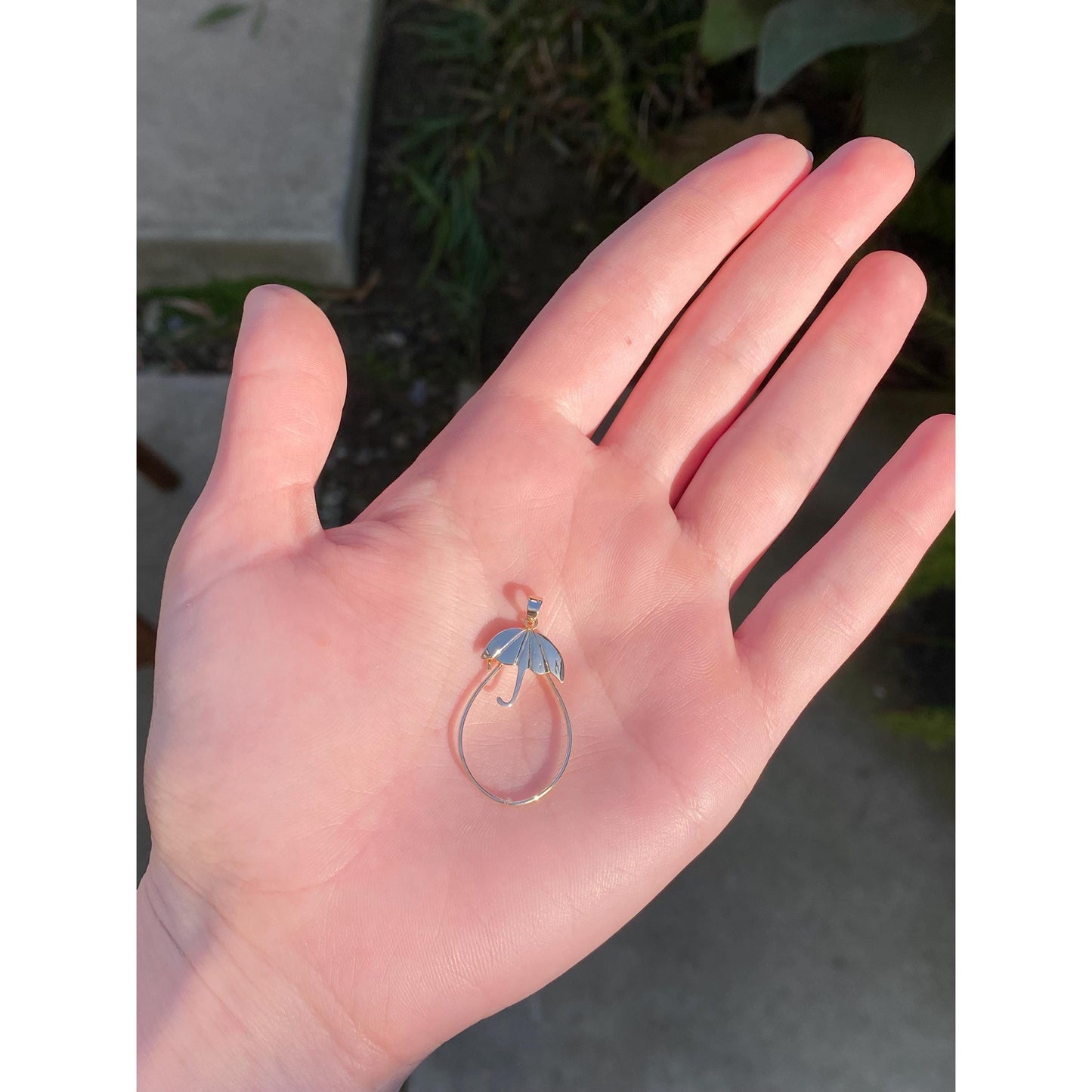 Vintage Solid 14k Yellow Gold Umbrella Charm Holder Charm