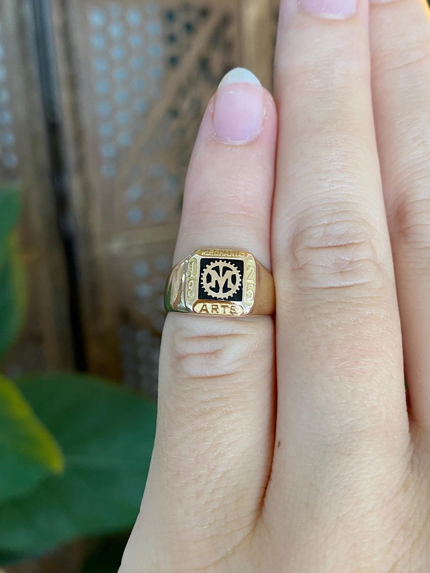 Vintage Solid 10k Yellow Gold Black Enamel Mechanical Arts 1925 Signet Ring - Size 2.25
