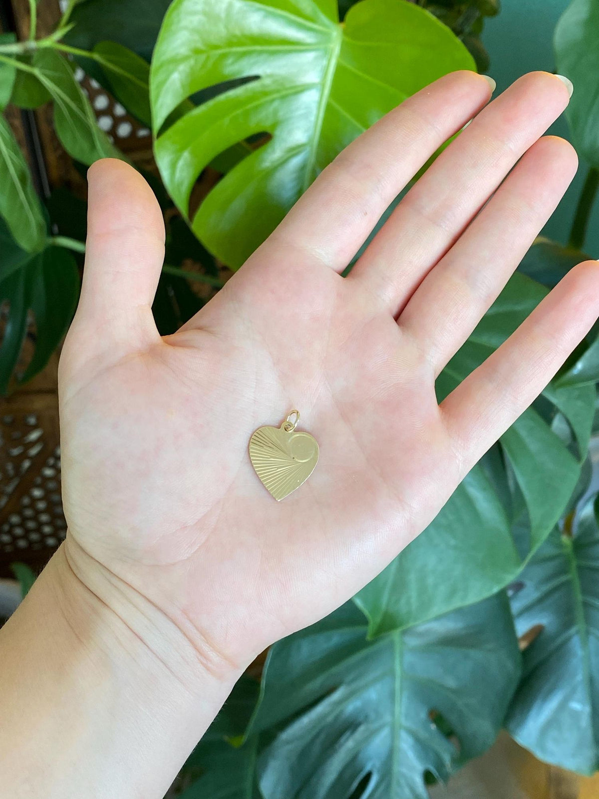 Vintage Solid 14k Yellow Gold Engine Turned Heart Charm