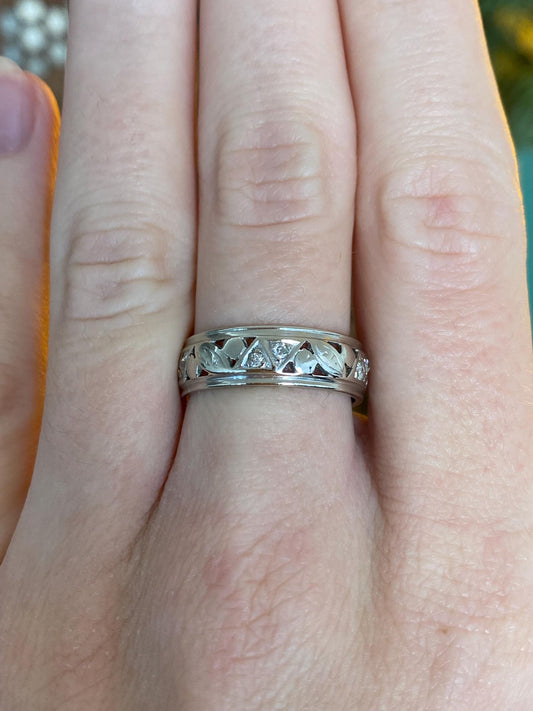 Vintage Solid 14k White Gold Diamond Open Work Ring Band - Size 7