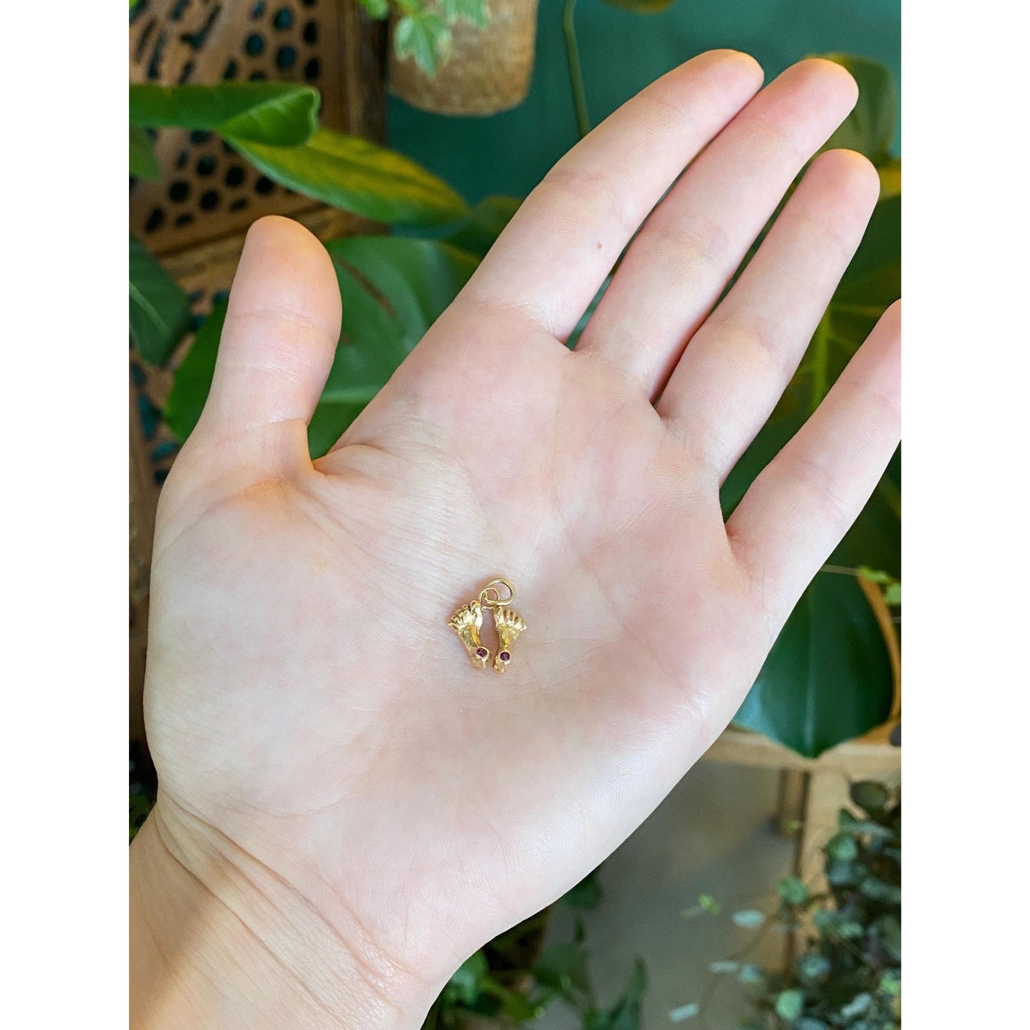 Vintage Solid 14k Yellow Gold Pink Spinel Feet Charm