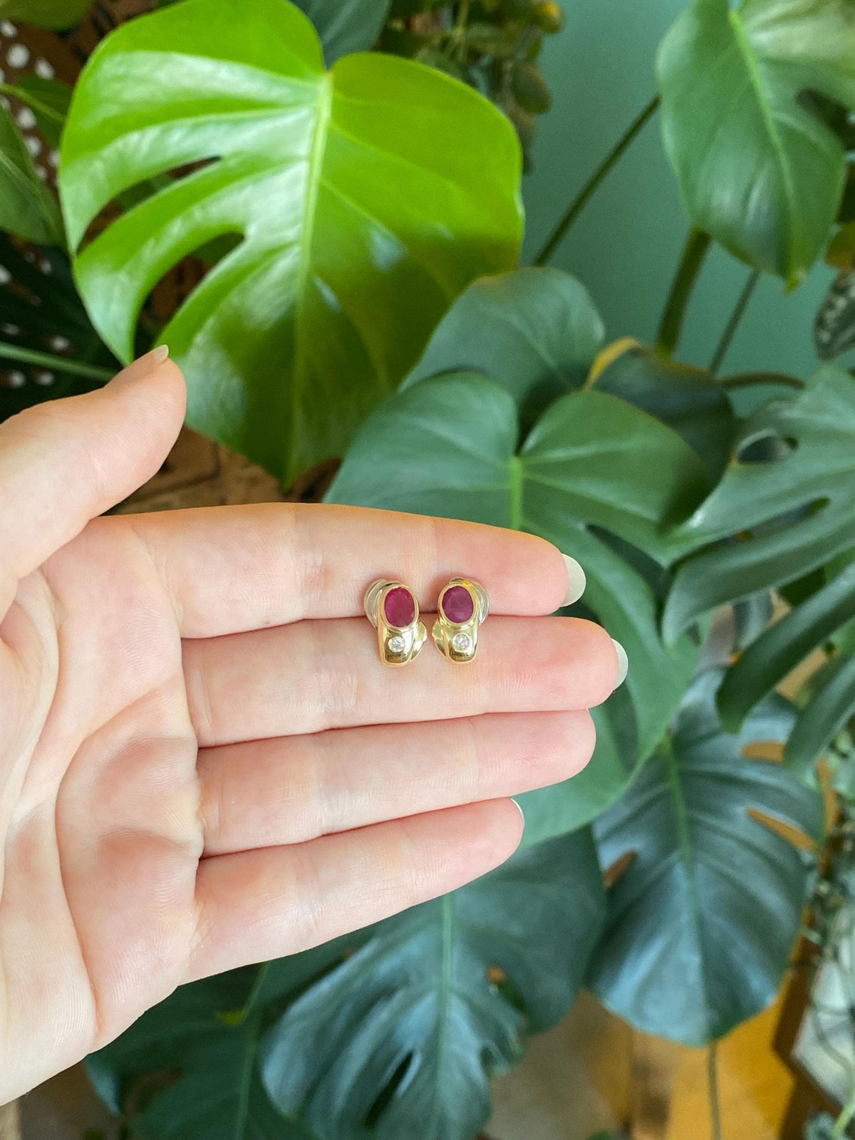 Vintage Solid 18k White & Yellow Gold Ruby Diamond Drop Earrings