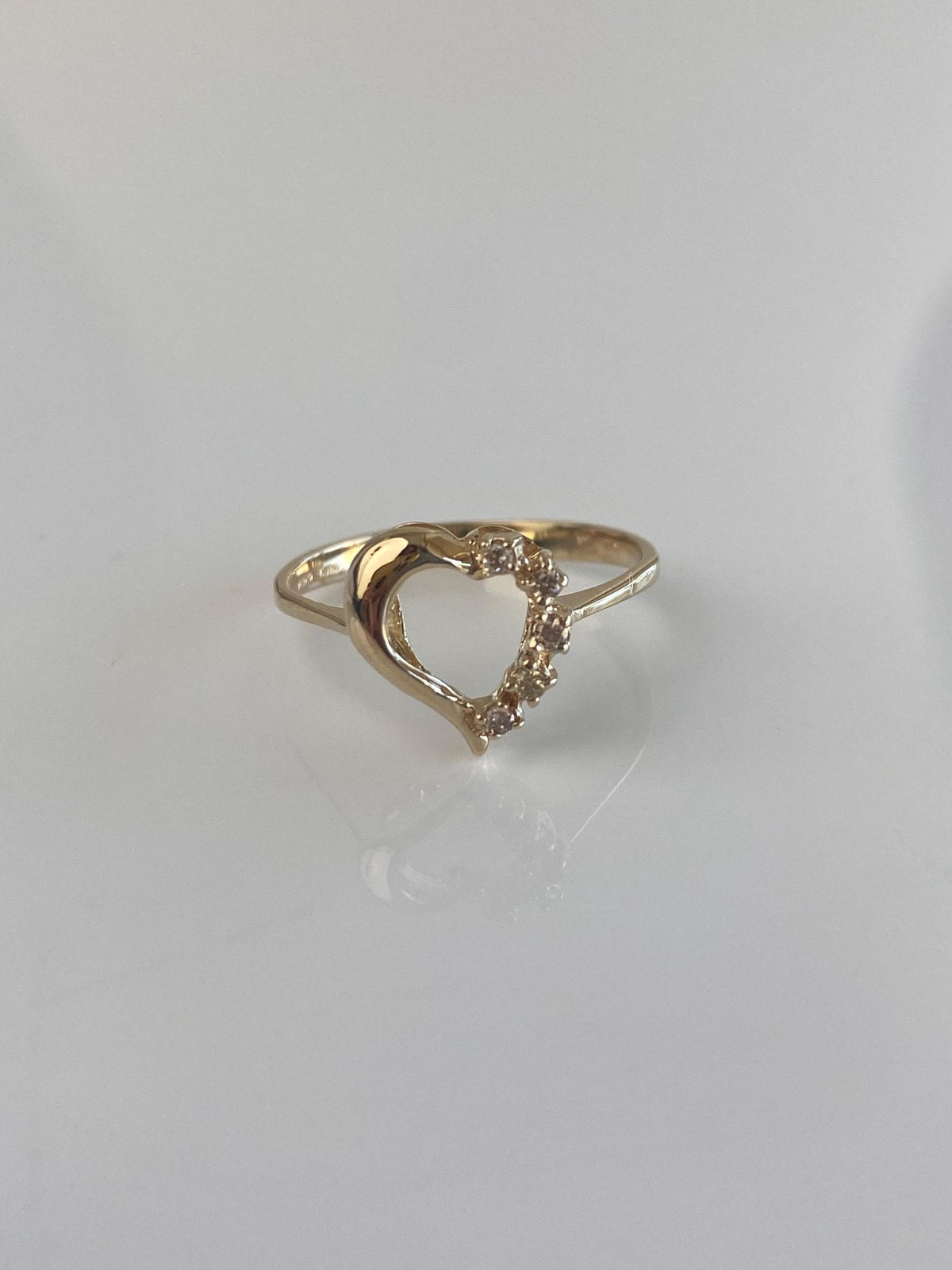 Vintage Solid 14k Yellow Gold Champagne Diamond Heart Ring - Size 5.75