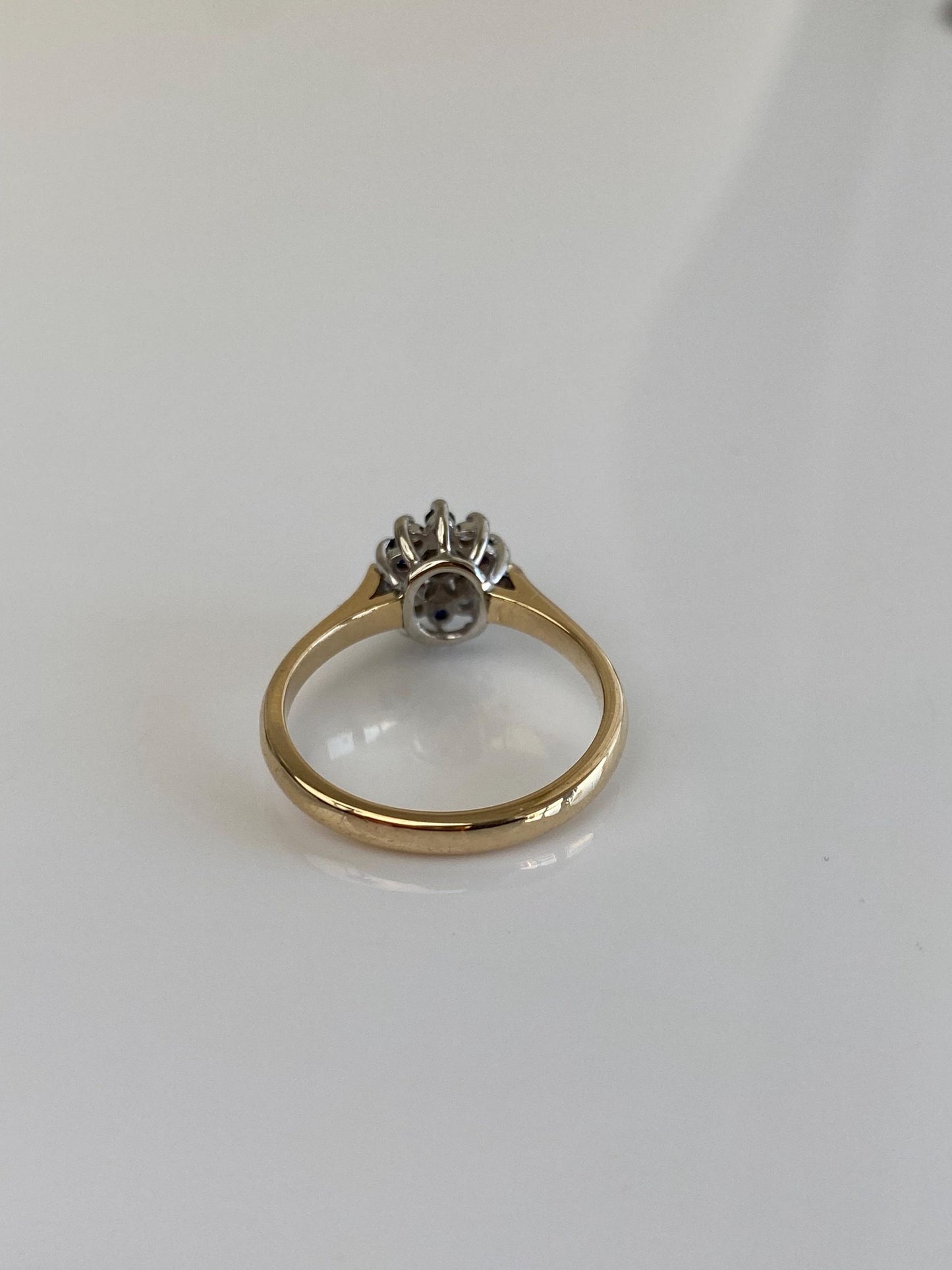 Vintage Solid 14k Yellow Gold Diamond Blue Sapphire Flower Ring - Size 6.25