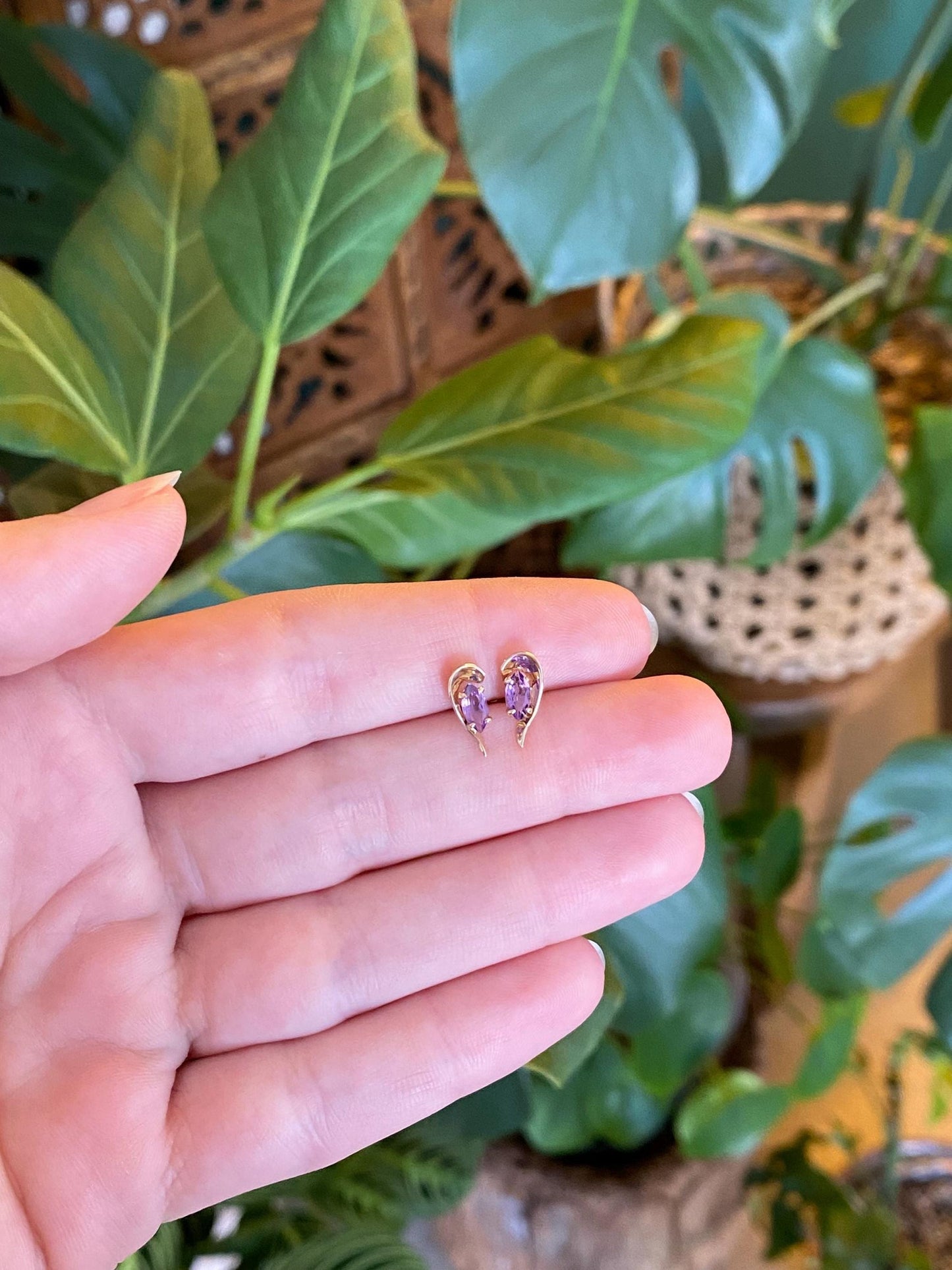 Vintage Solid 14k Yellow Gold Amethyst Stud Earrings