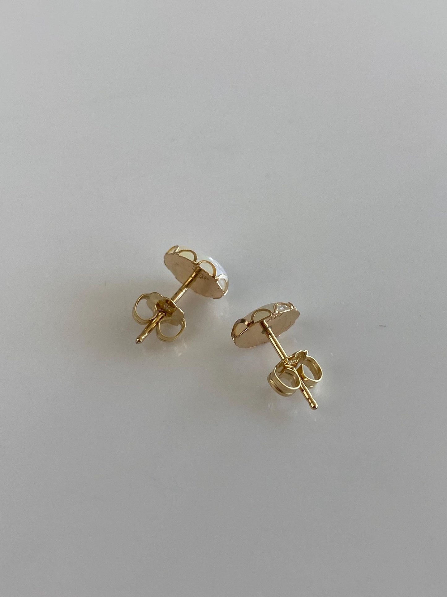 Vintage Solid 14k Yellow Gold Opal Stud Earrings