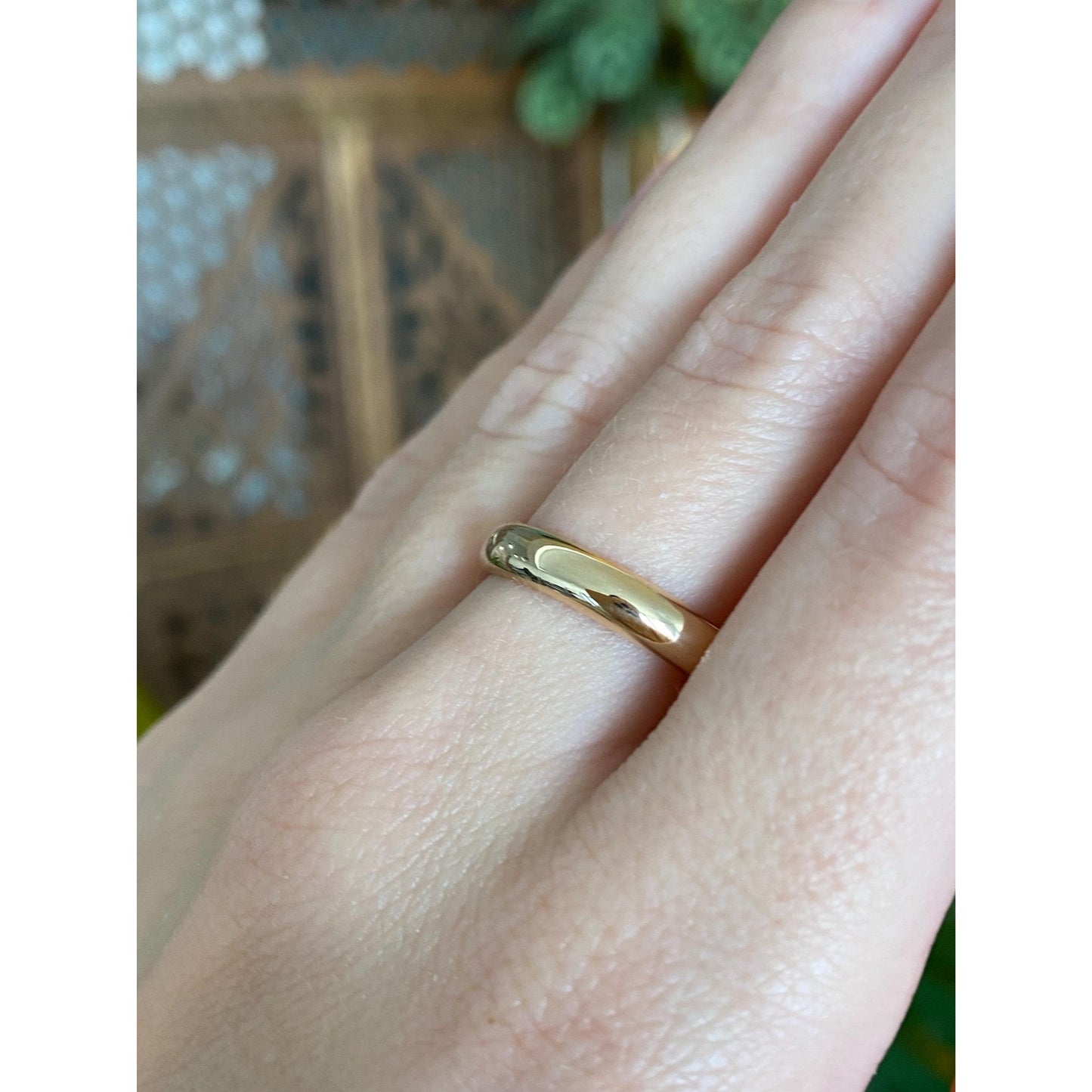 Vintage Solid 18k Yellow Gold Ring Band - Size 8.75