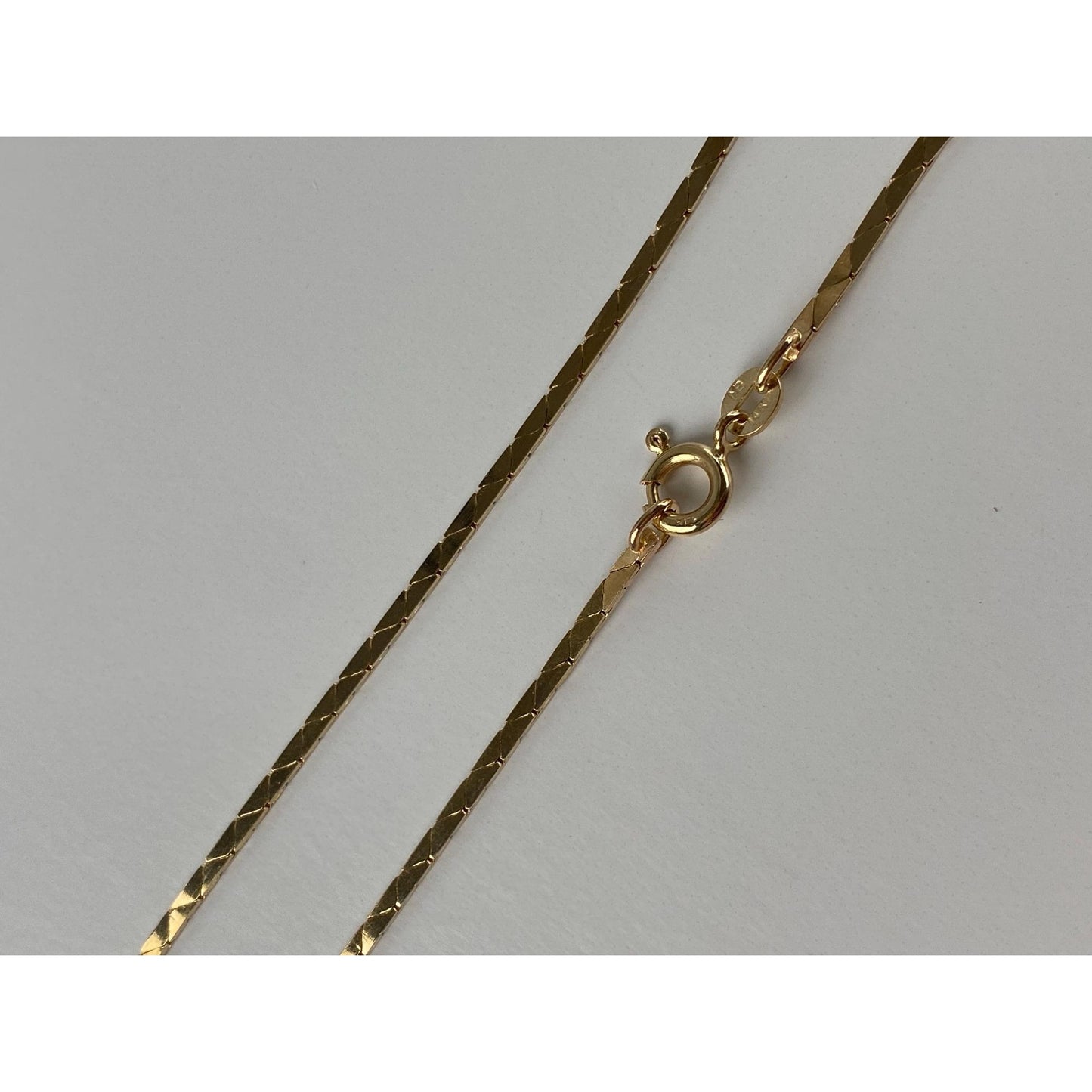 Vintage Solid 14k Yellow Gold Triangle Link Chain Necklace - 18 inches