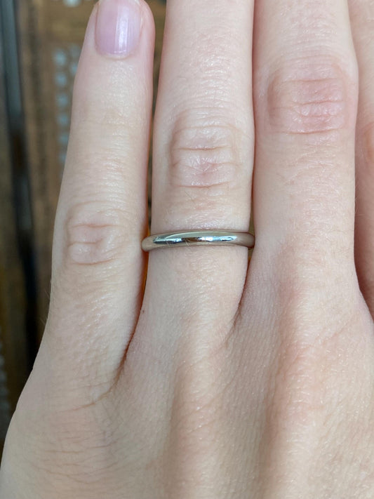 Vintage Solid 14k White Gold Ring Band - Size 5.75