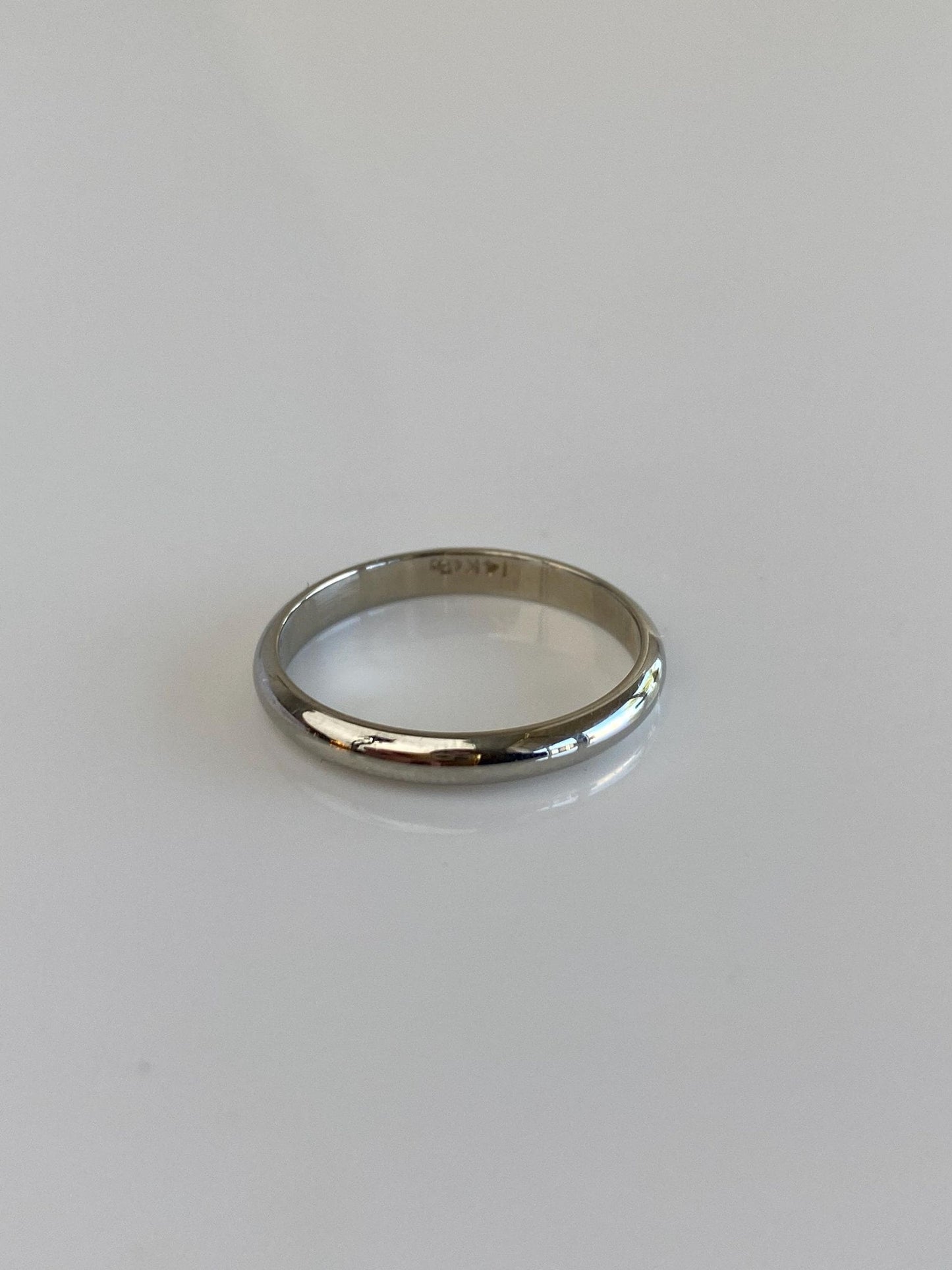 Vintage Solid 14k White Gold Ring Band - Size 5.75