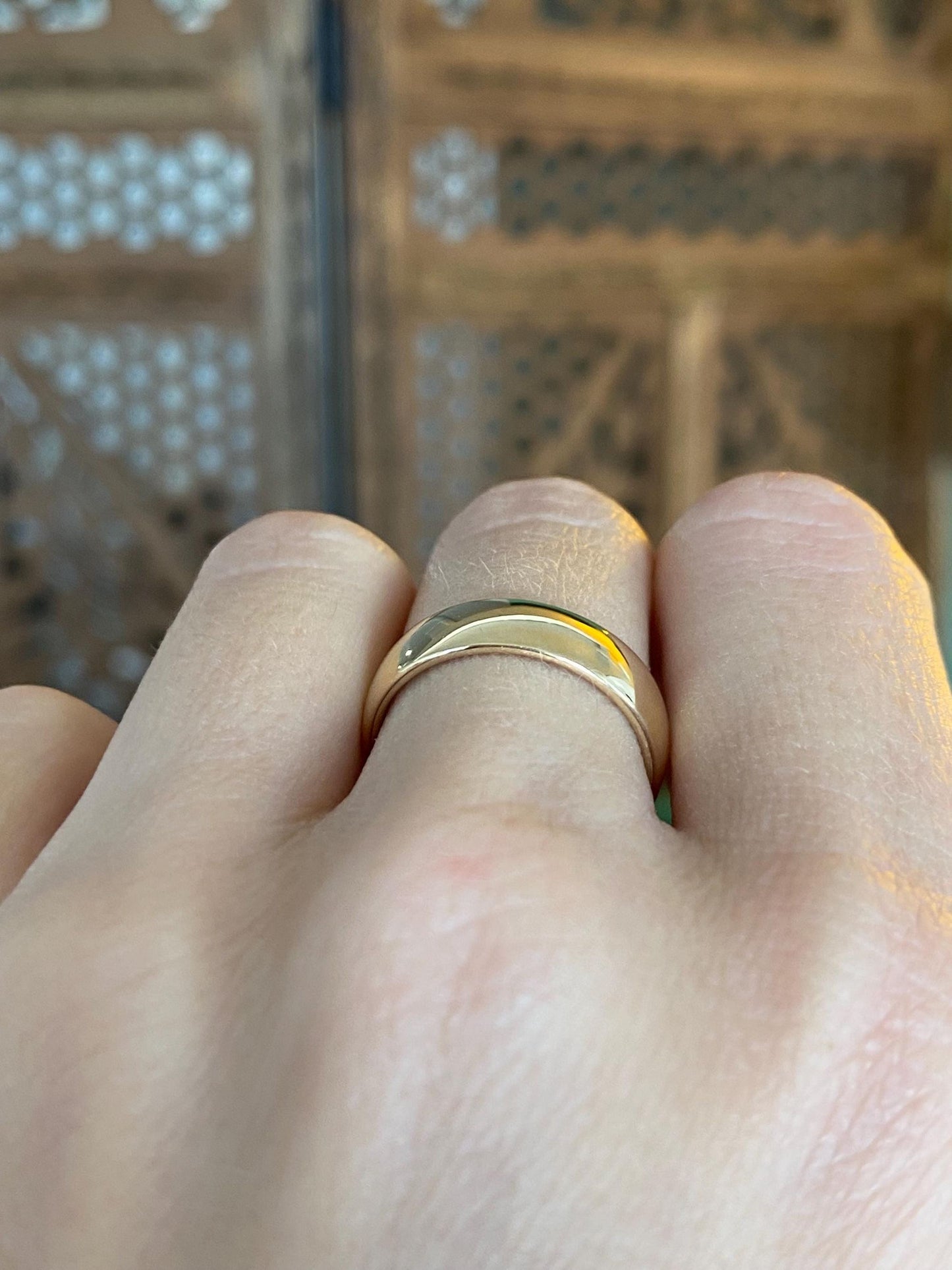 Vintage Solid 14k Yellow Gold Ring Band - Size 6.75