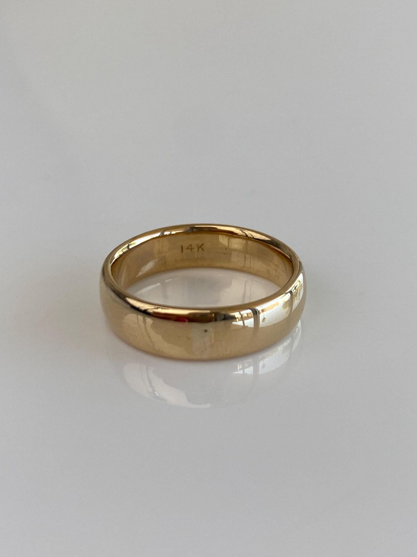 Vintage Solid 14k Yellow Gold Ring Band - Size 6.75