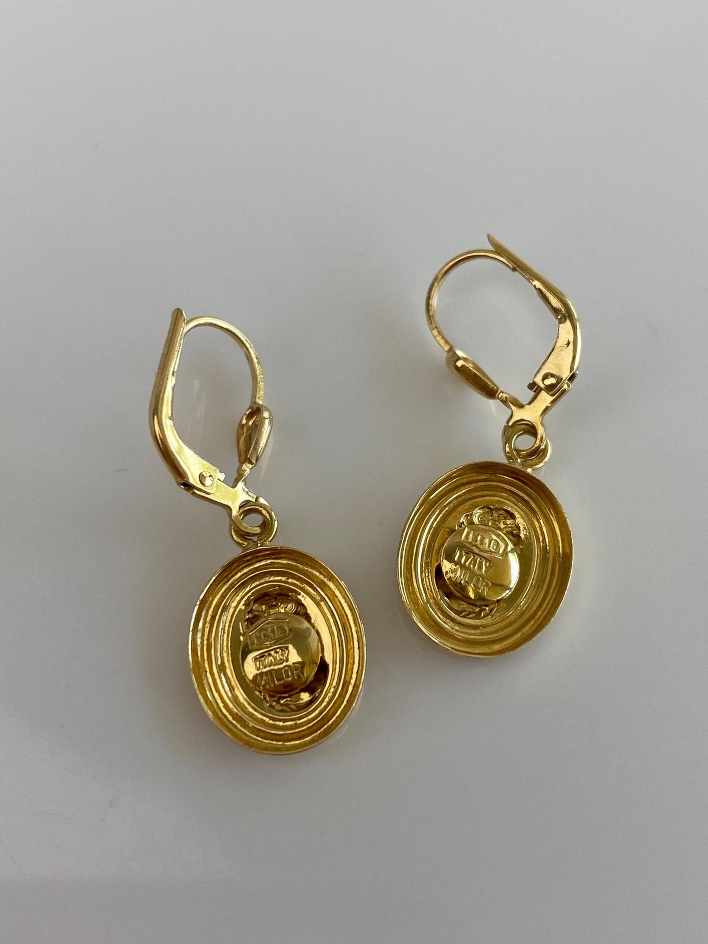 Vintage Solid 18k Yellow Gold Cameo Dangle Earrings