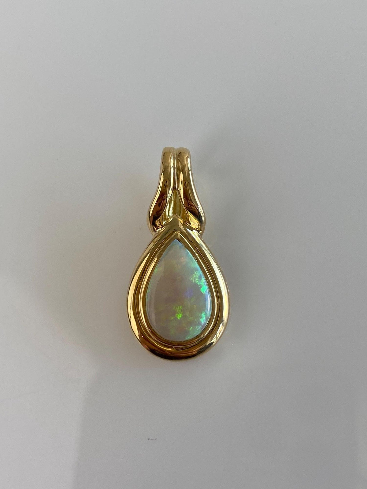 Vintage Solid 18k Yellow Gold Opal Teardrop Charm