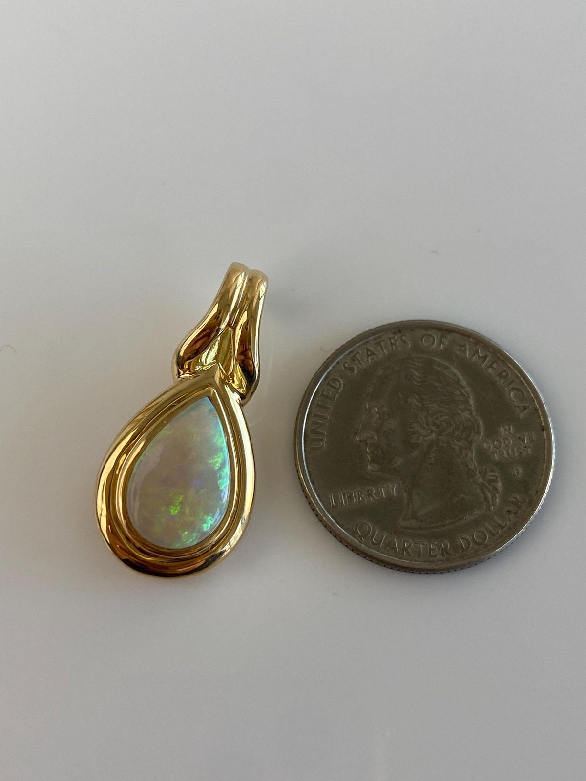 Vintage Solid 18k Yellow Gold Opal Teardrop Charm