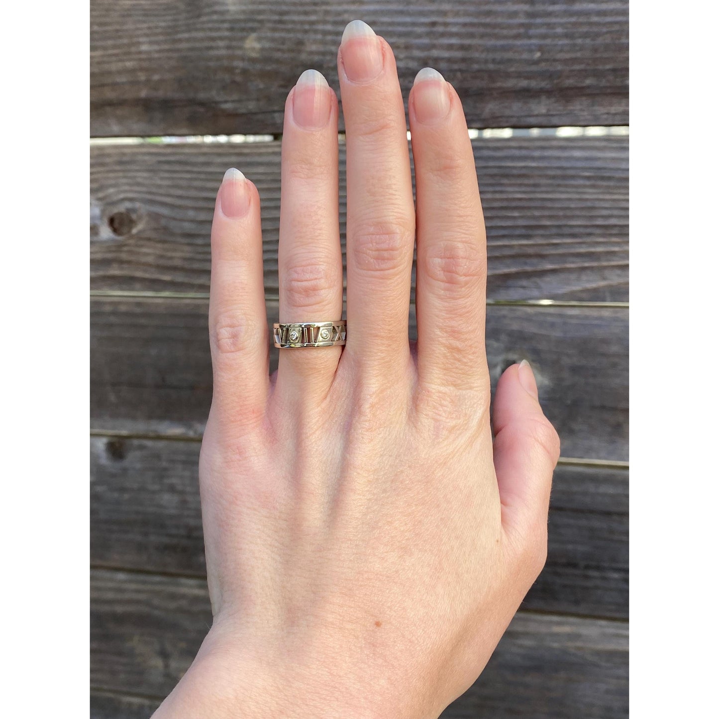 Vintage Solid 14k White Gold Diamond Roman Numeral Ring Band - Size 5.5