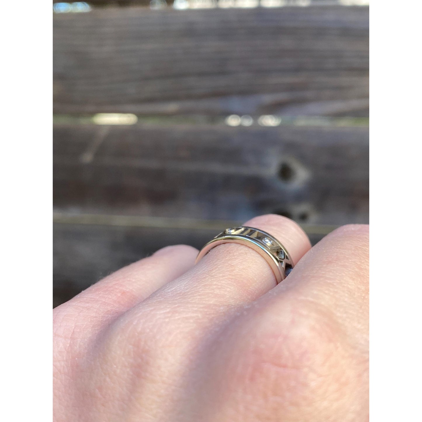 Vintage Solid 14k White Gold Diamond Roman Numeral Ring Band - Size 5.5