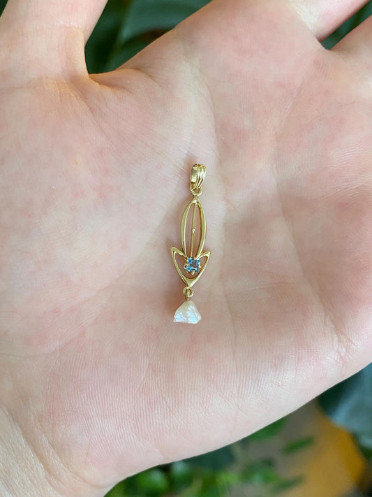Vintage Solid 10k Yellow Gold Aquamarine Freeform Pearl Dangle Charm