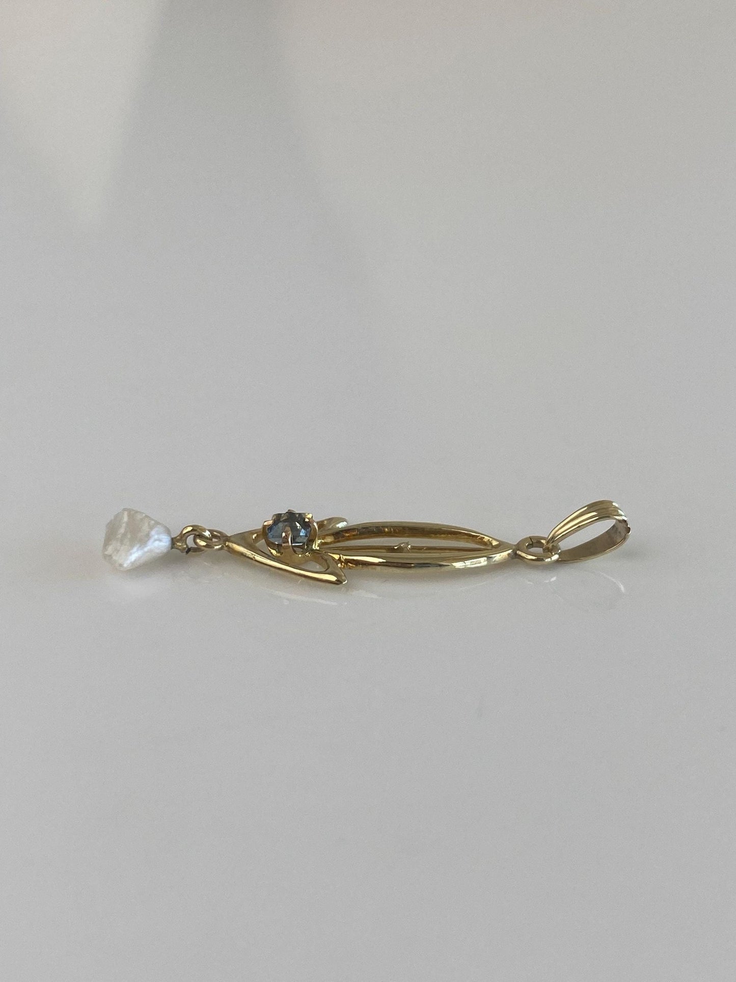 Vintage Solid 10k Yellow Gold Aquamarine Freeform Pearl Dangle Charm