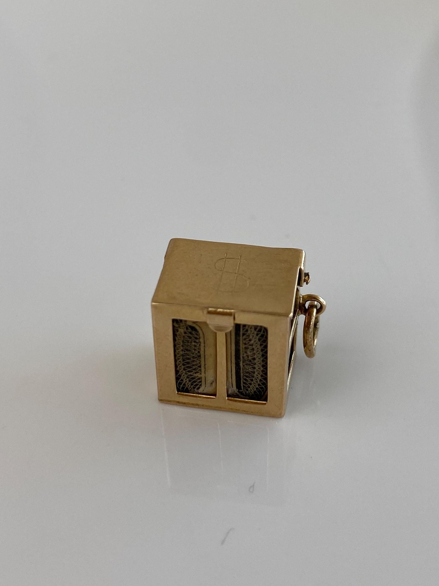 Vintage Solid 14k Yellow Gold Money Box Charm