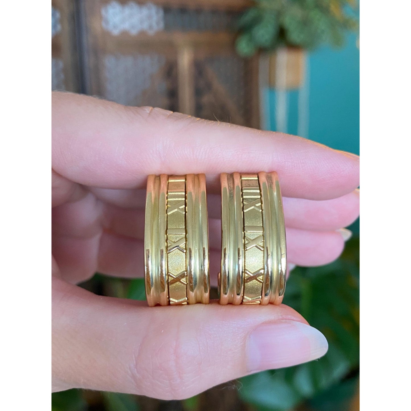 Tiffany & Co. Solid 18k Yellow Gold Atlas Roman Numeral Drop Earrings