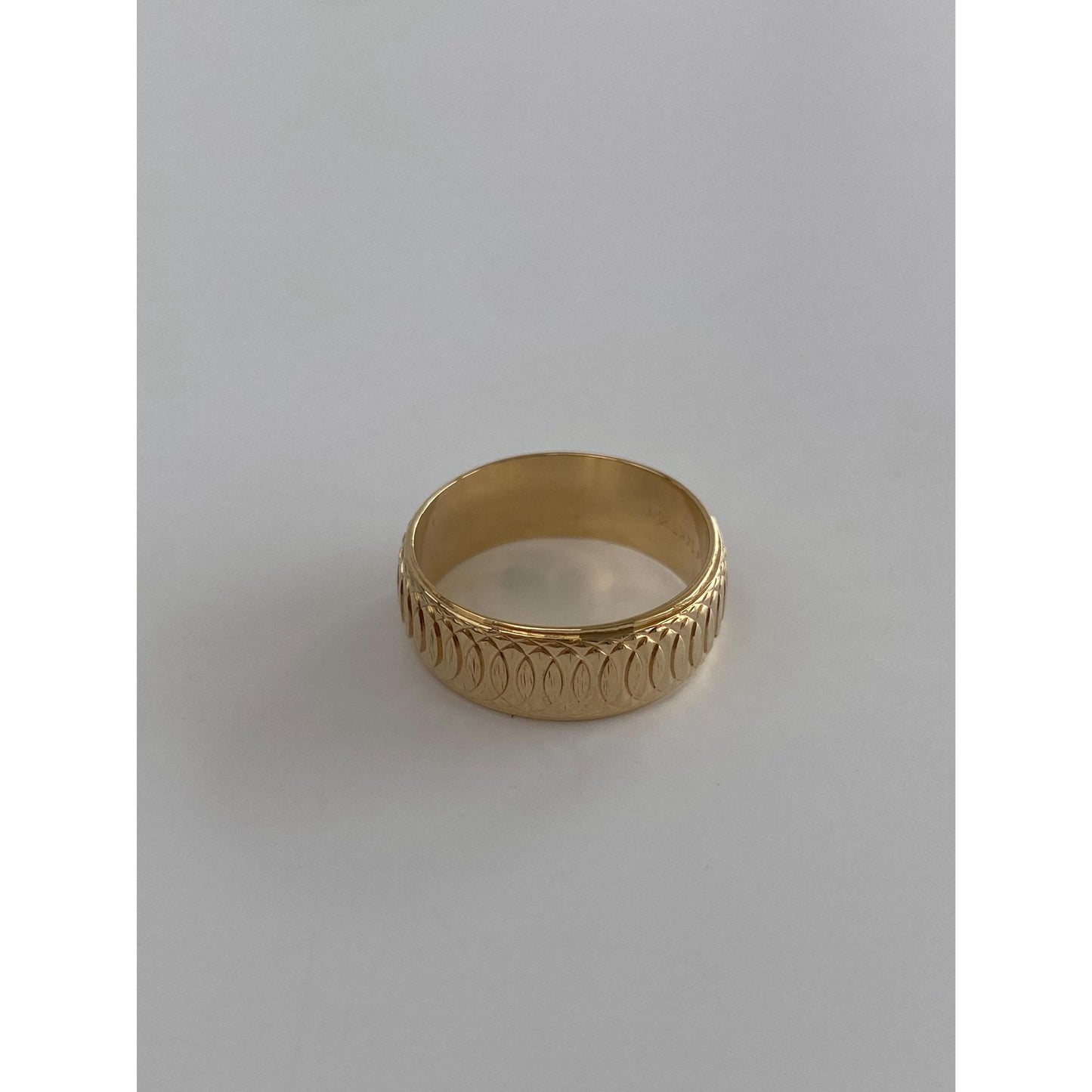 Vintage Solid 14k Yellow Gold Pattern Ring Band - Size 6.75-7
