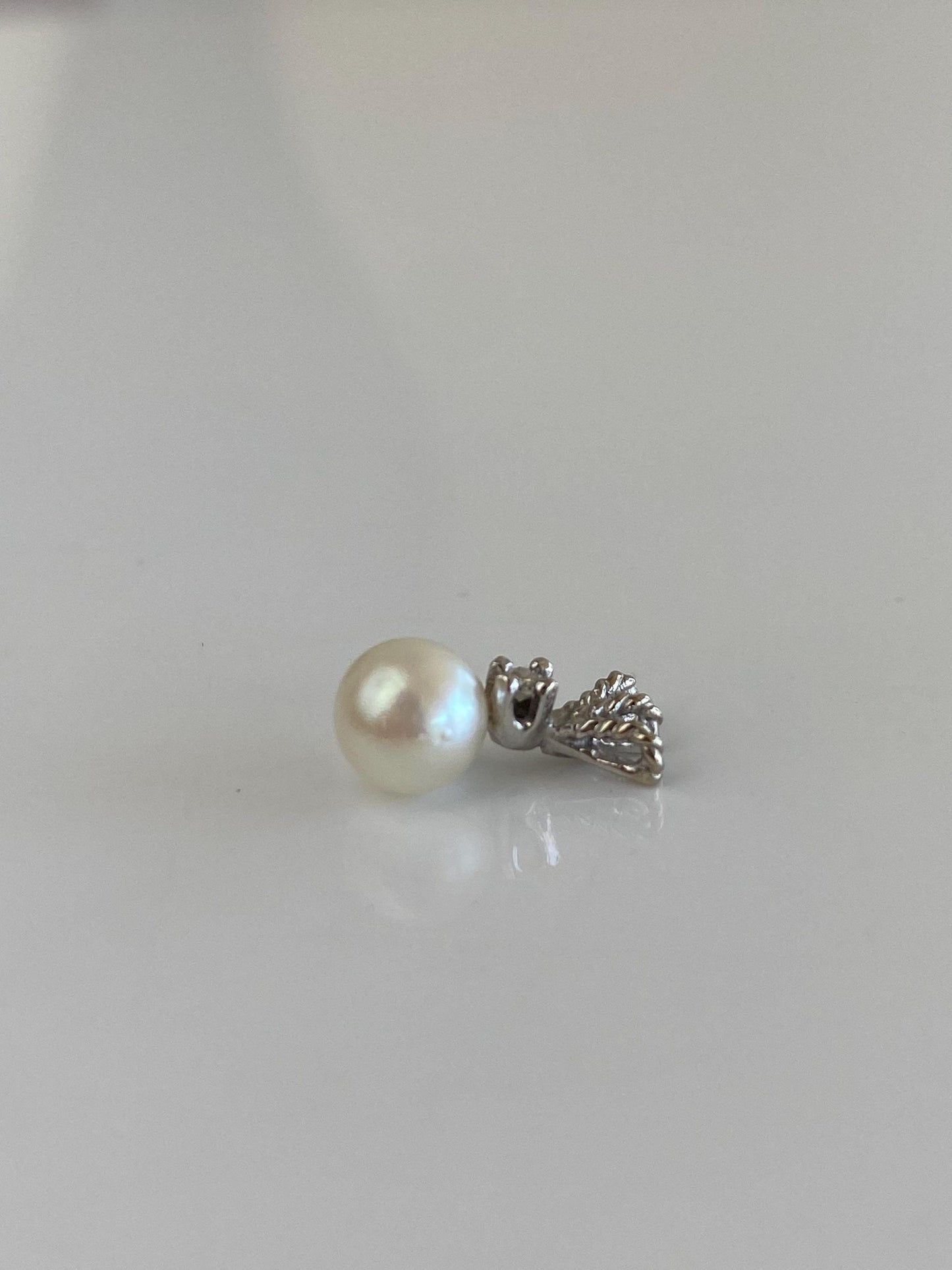 Vintage Solid 14k White Gold Diamond Pearl Charm